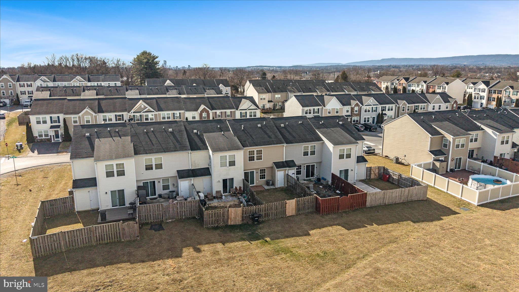 MANOR PARK - Residential