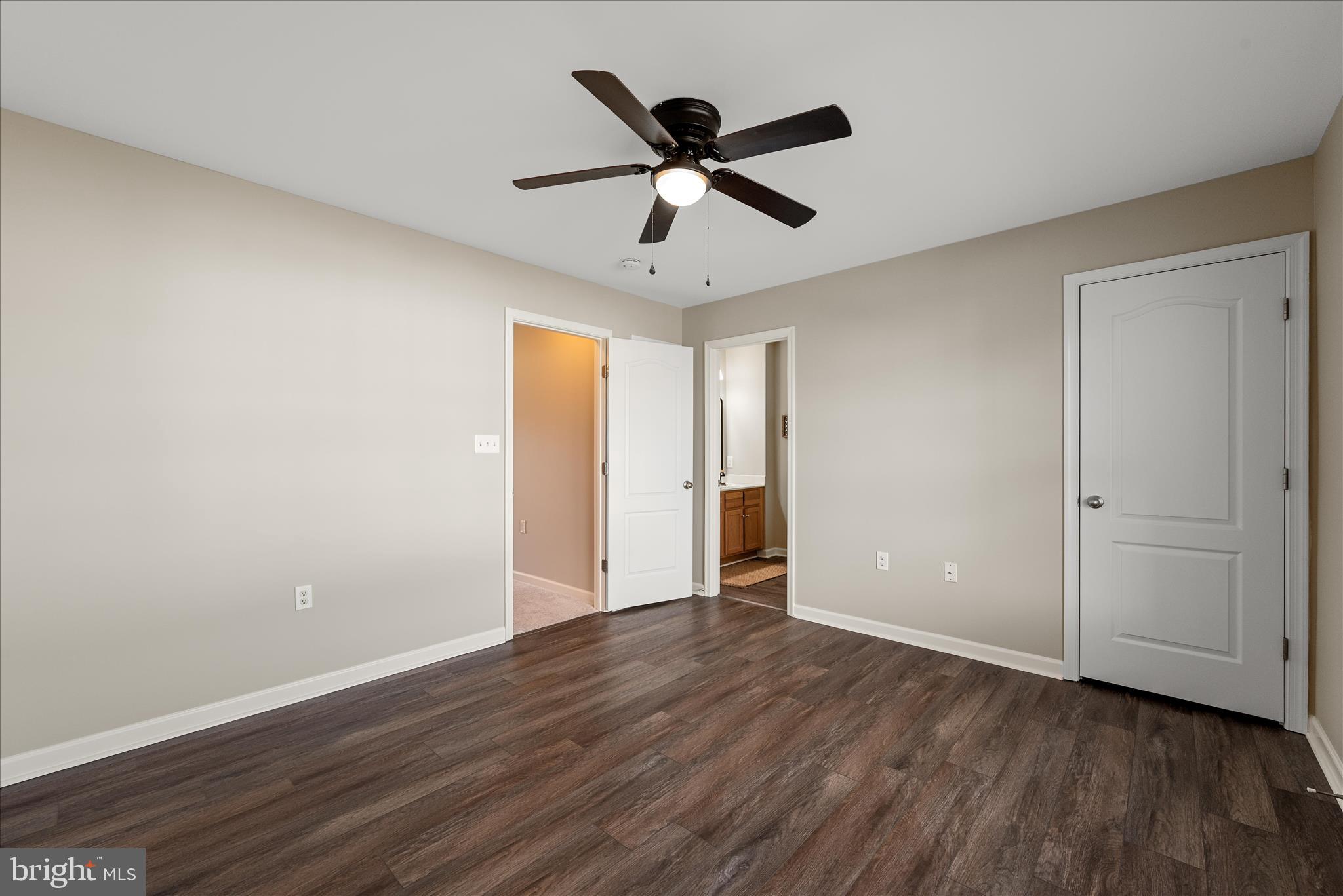 MANOR PARK - Residential