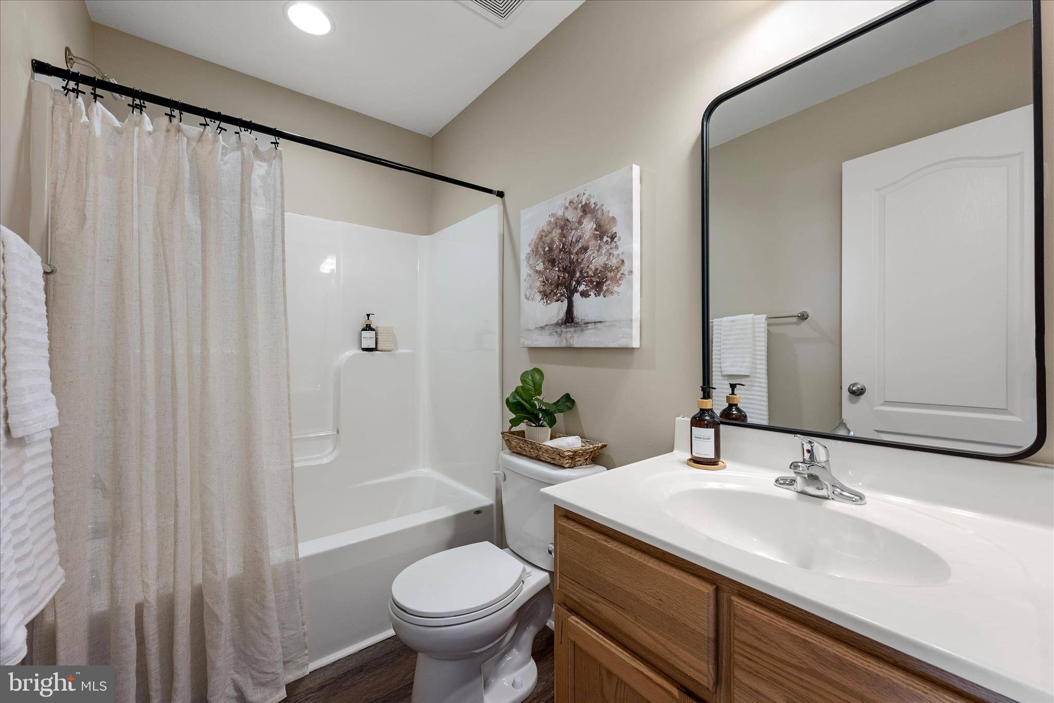 MANOR PARK - Residential