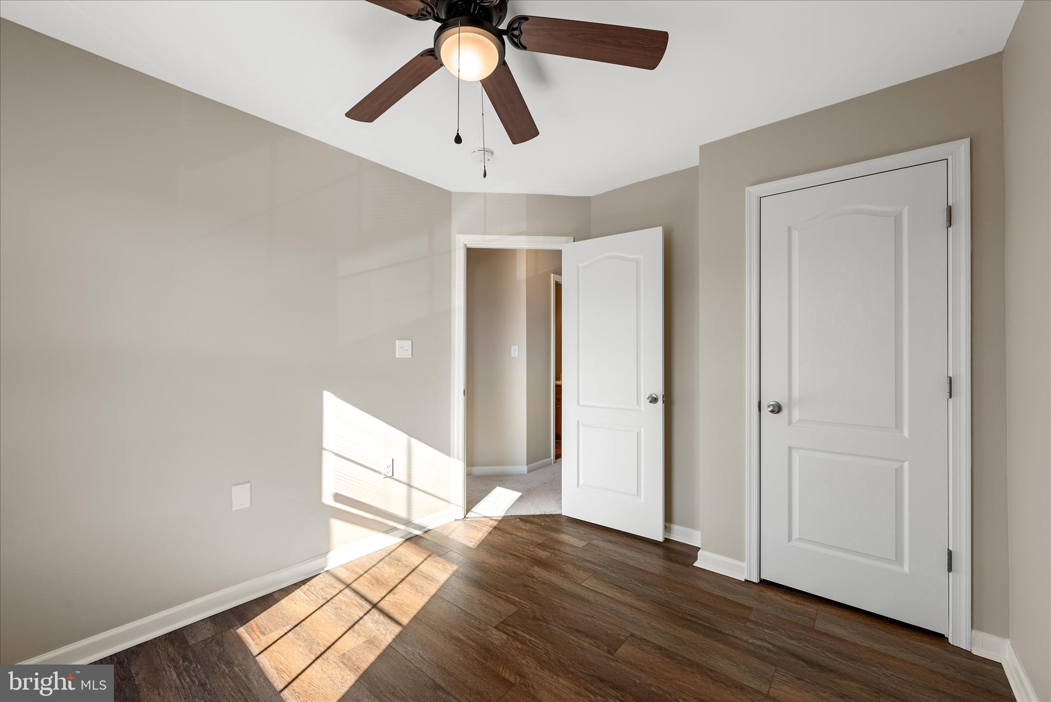 MANOR PARK - Residential