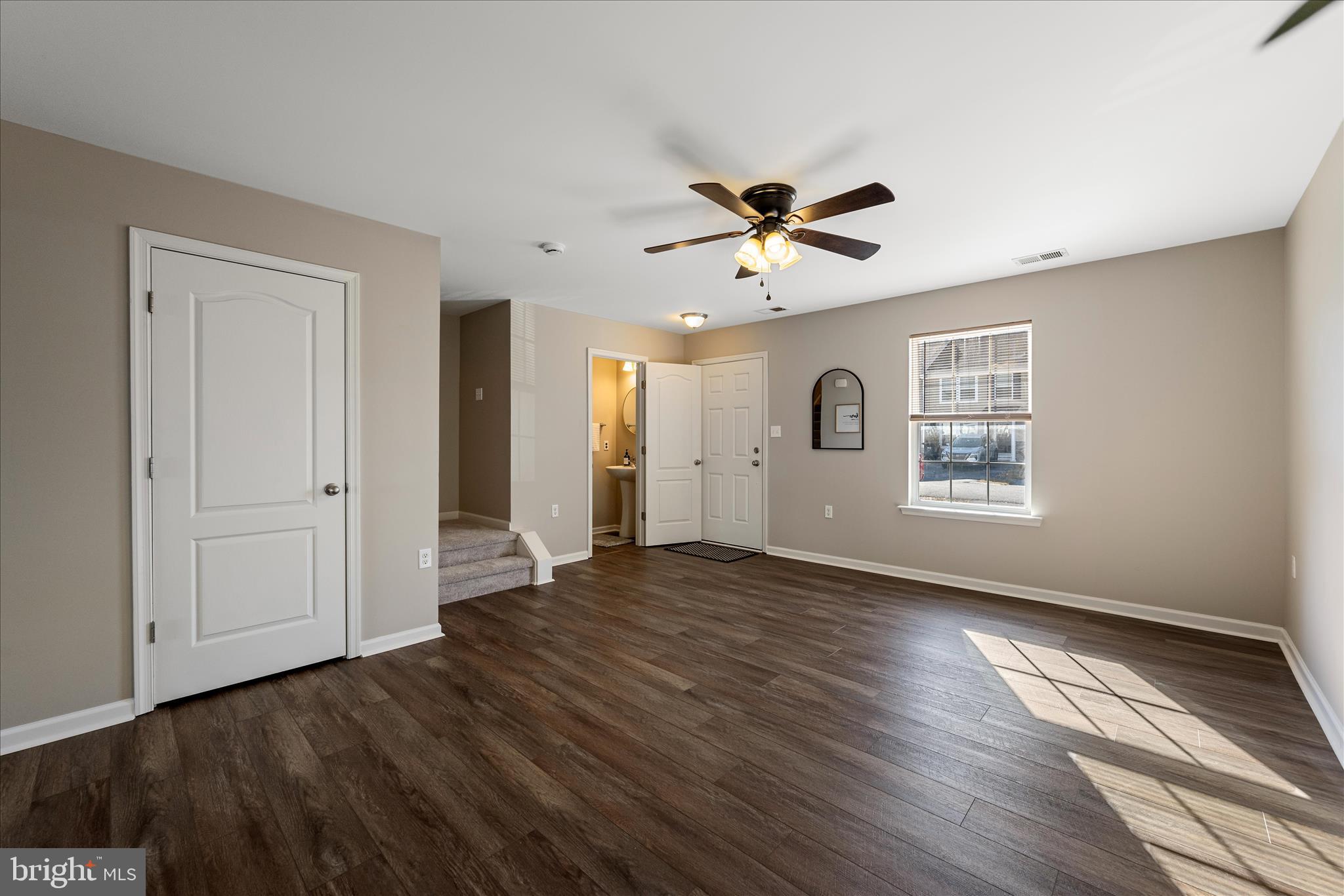 MANOR PARK - Residential