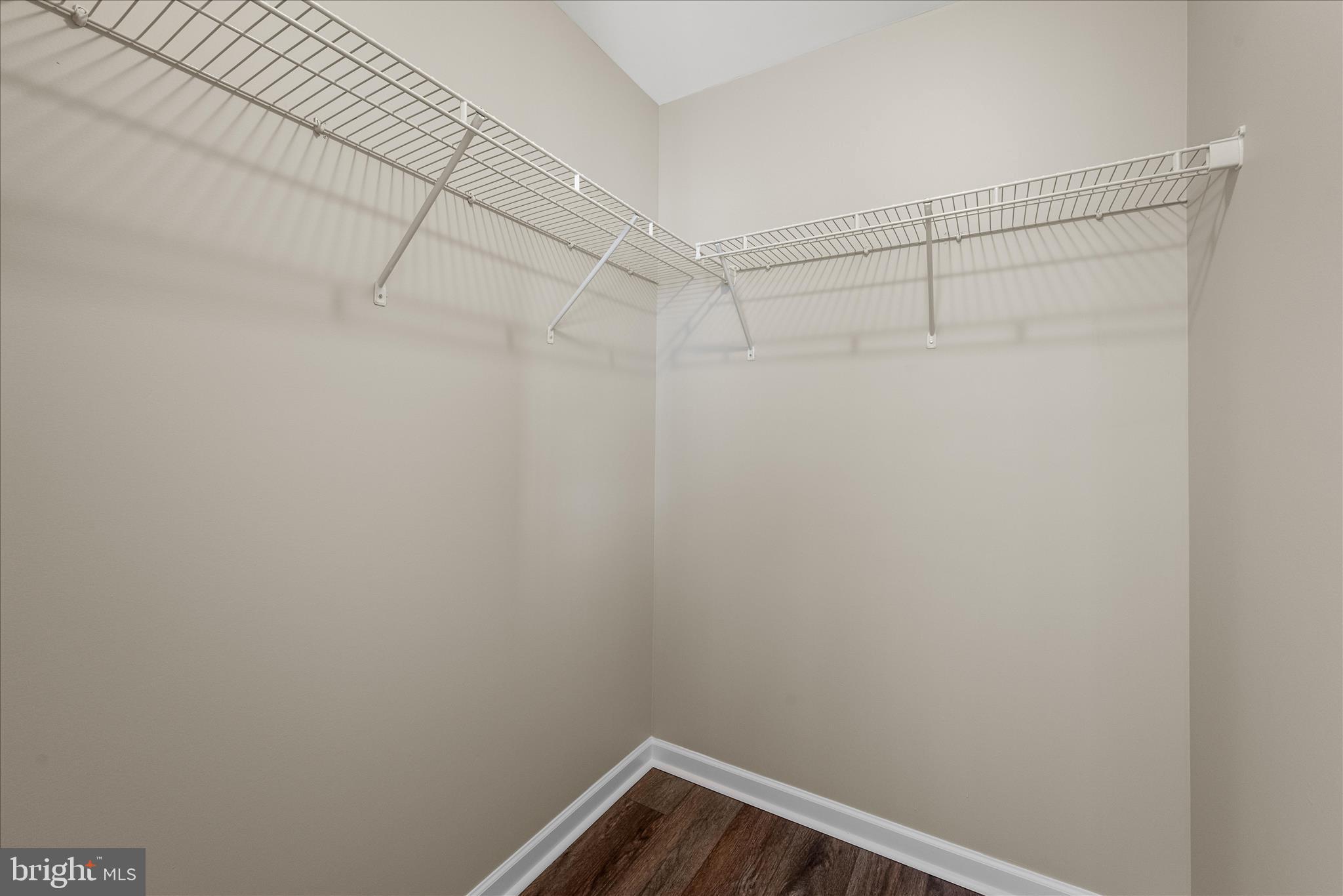 MANOR PARK - Residential