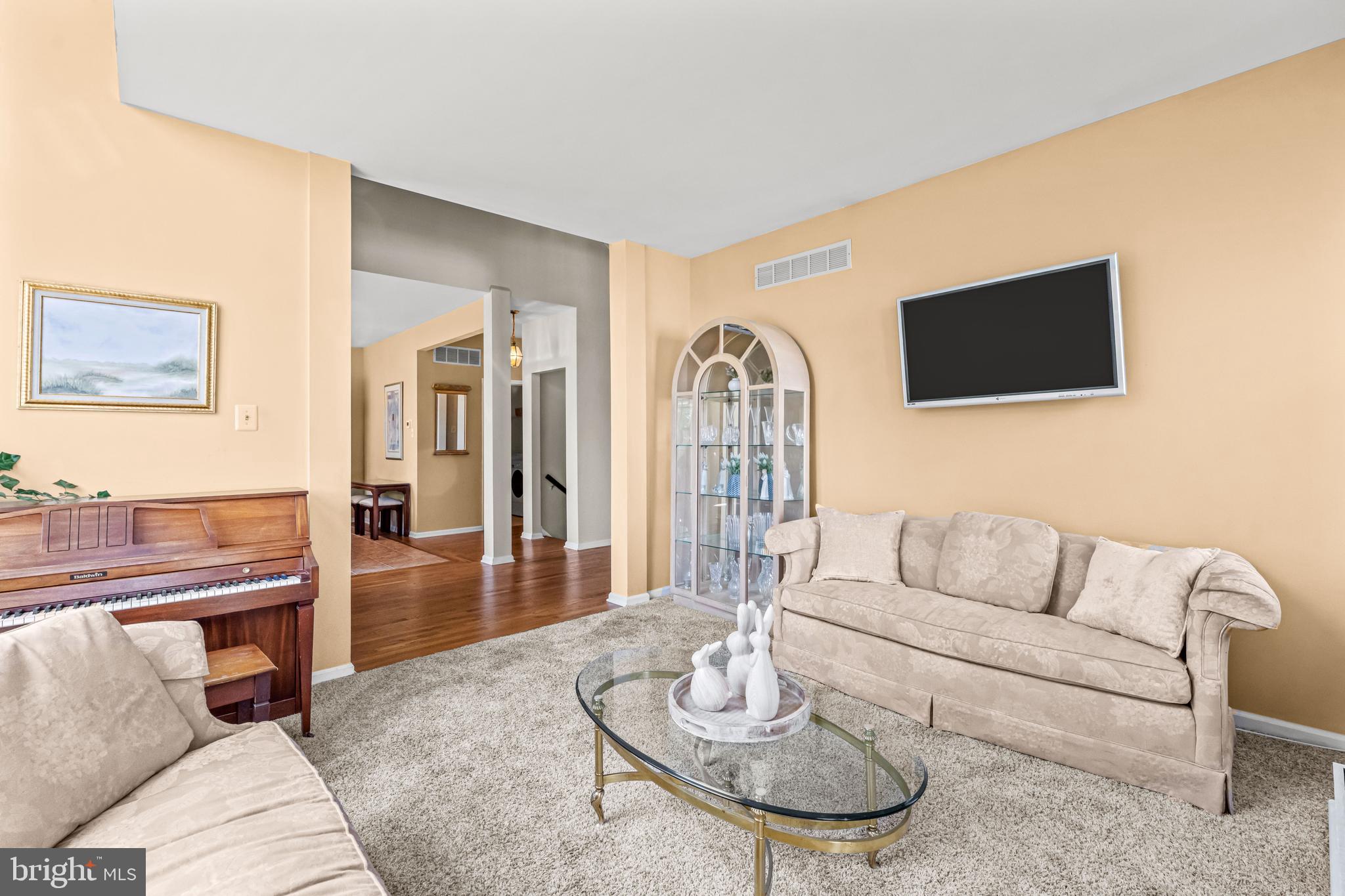 WOODFIELD ESTATES - Residential