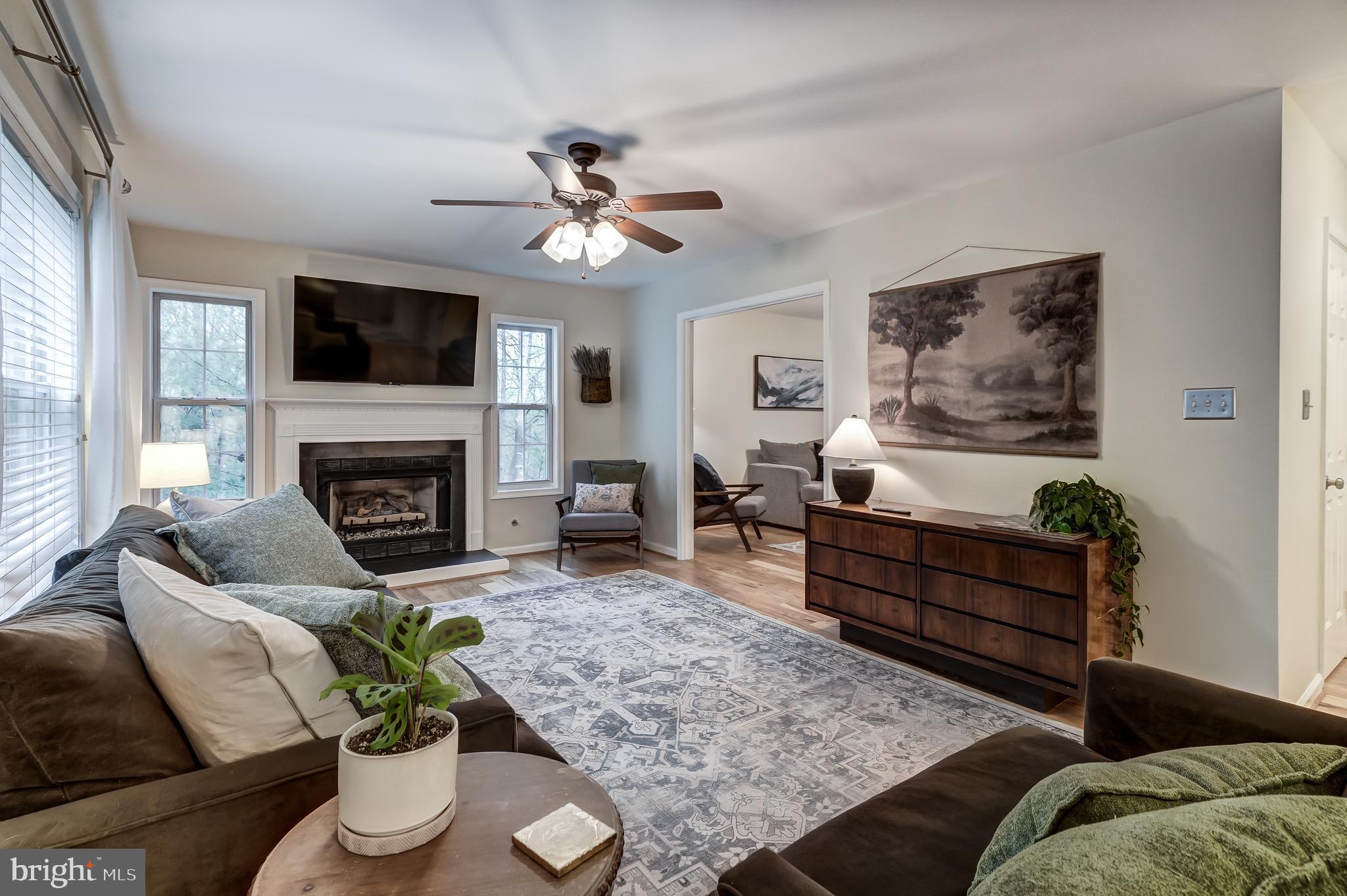 DEER LAKE ESTATES - Residential