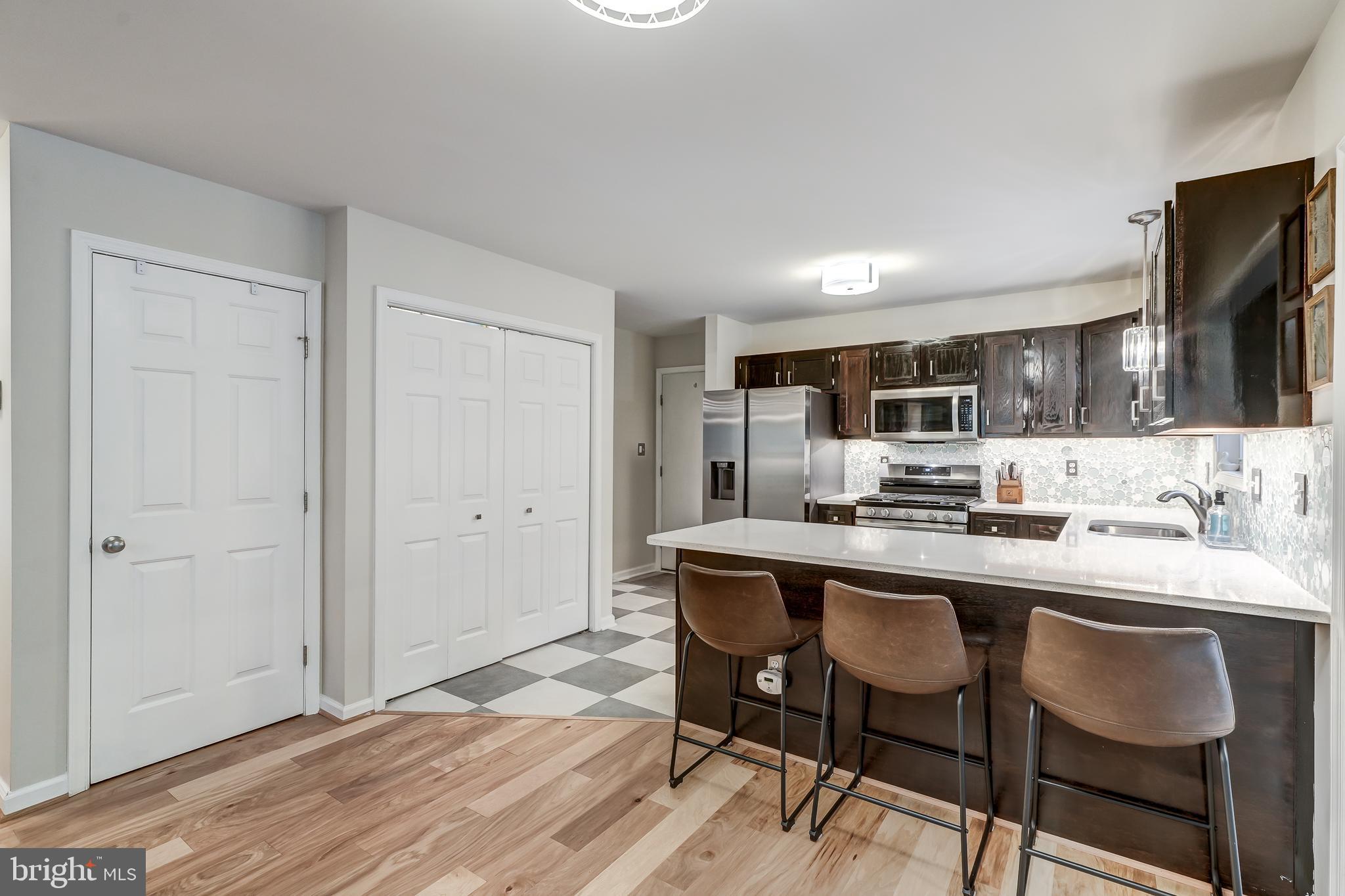 DEER LAKE ESTATES - Residential