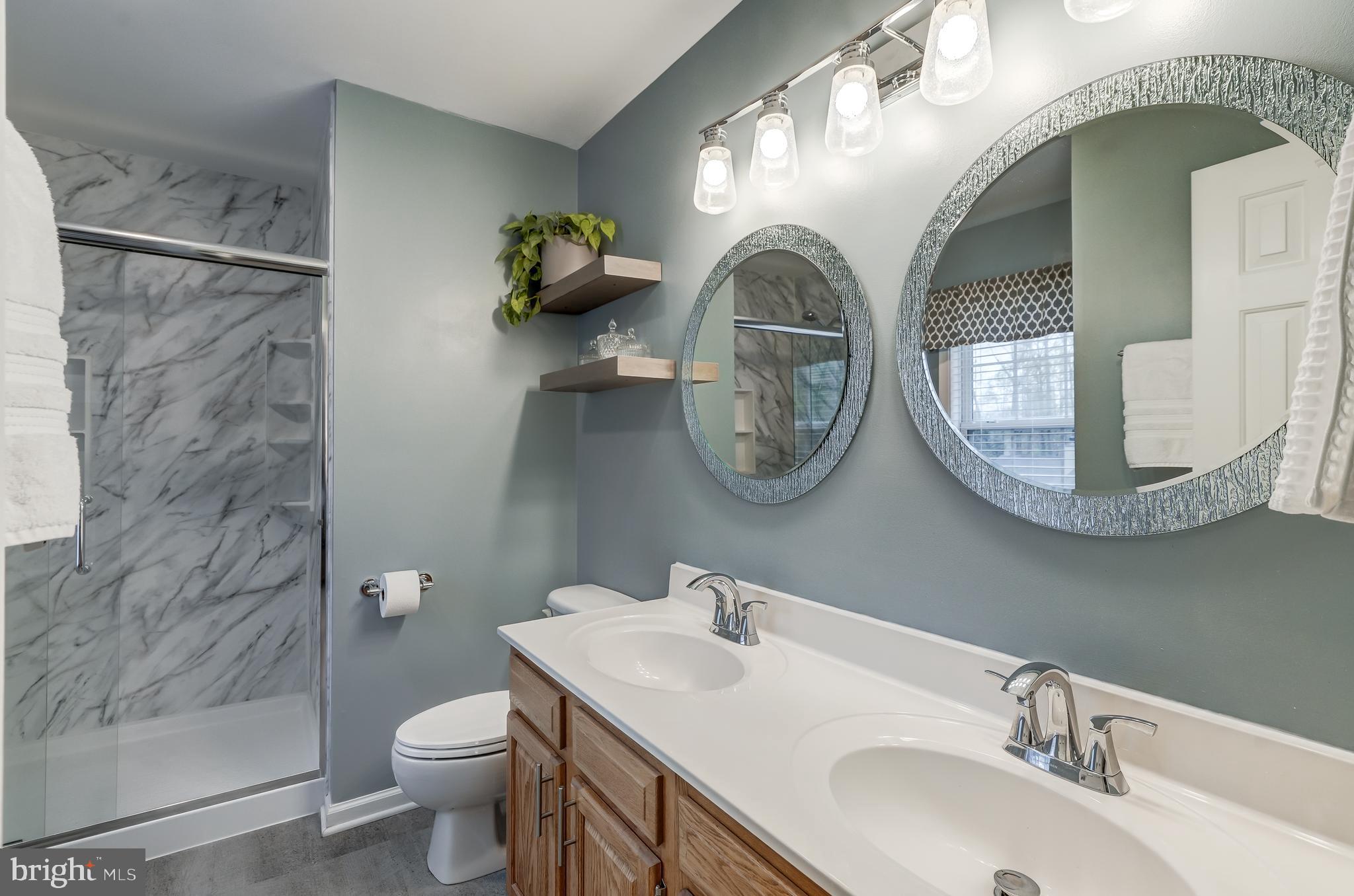 DEER LAKE ESTATES - Residential