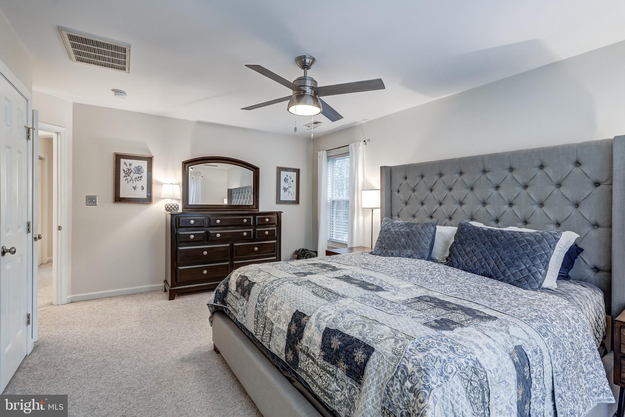 DEER LAKE ESTATES - Residential