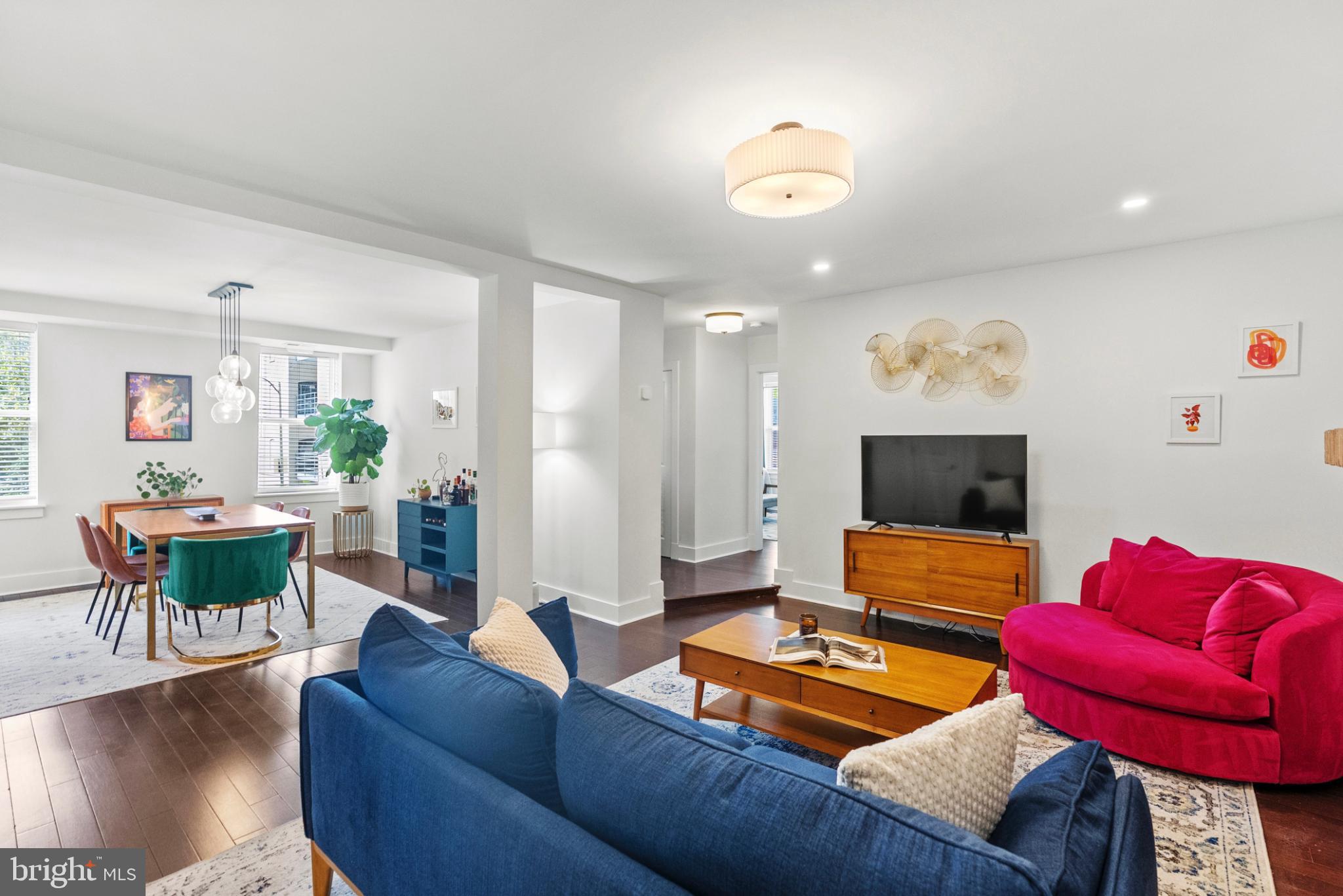 1461 GIRARD STREET NW 201