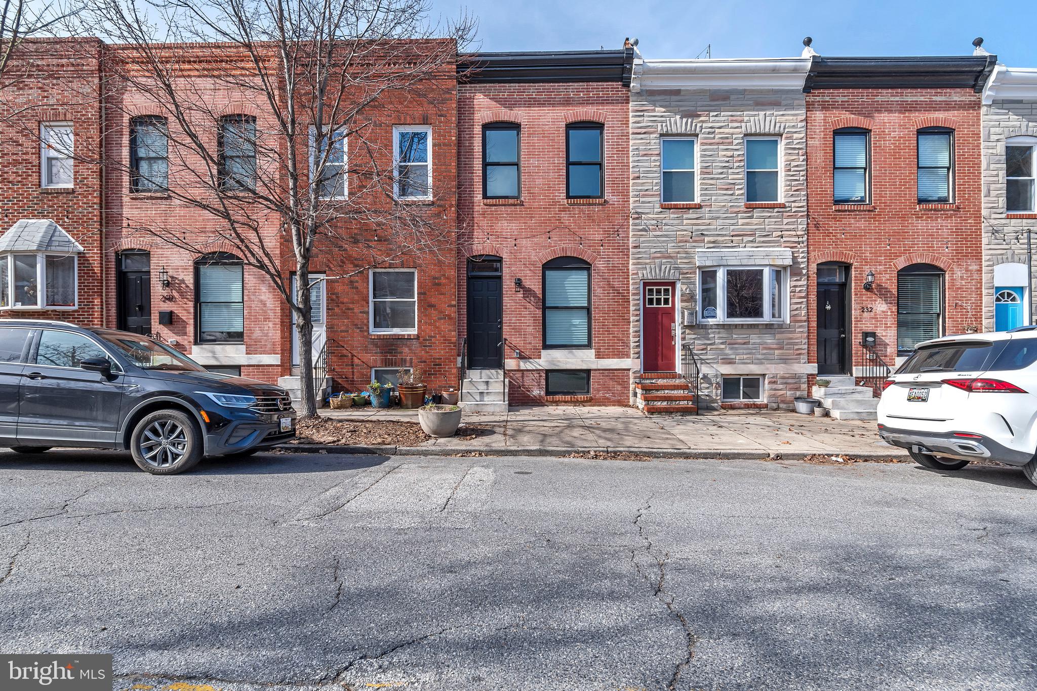 HIGHLANDTOWN - Residential Lease