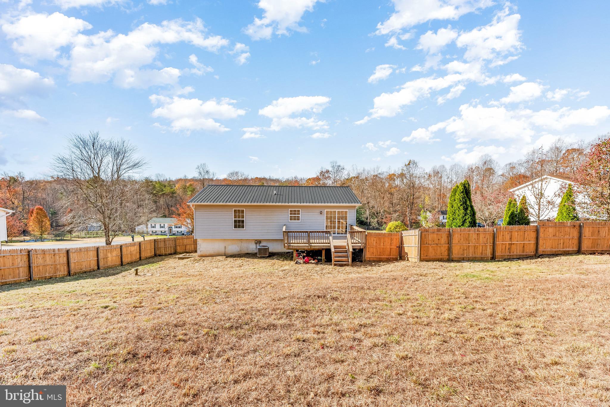 LAUREL RIDGE - Residential