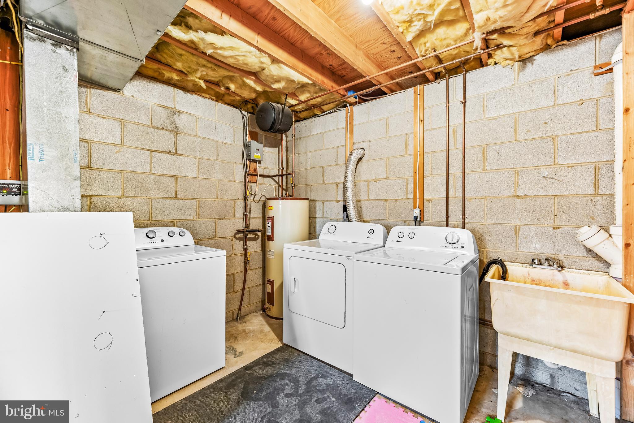 LAUREL RIDGE - Residential