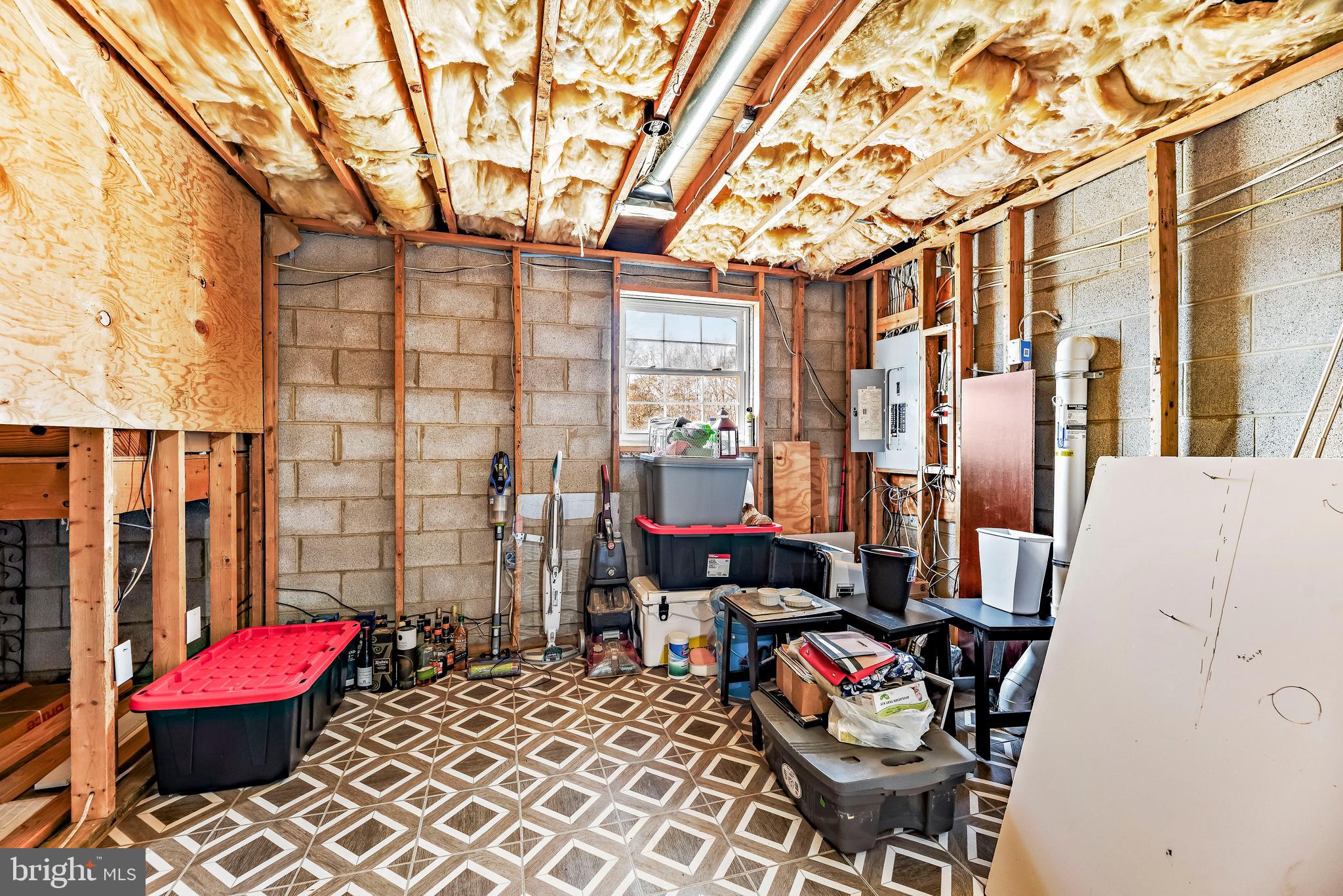 LAUREL RIDGE - Residential