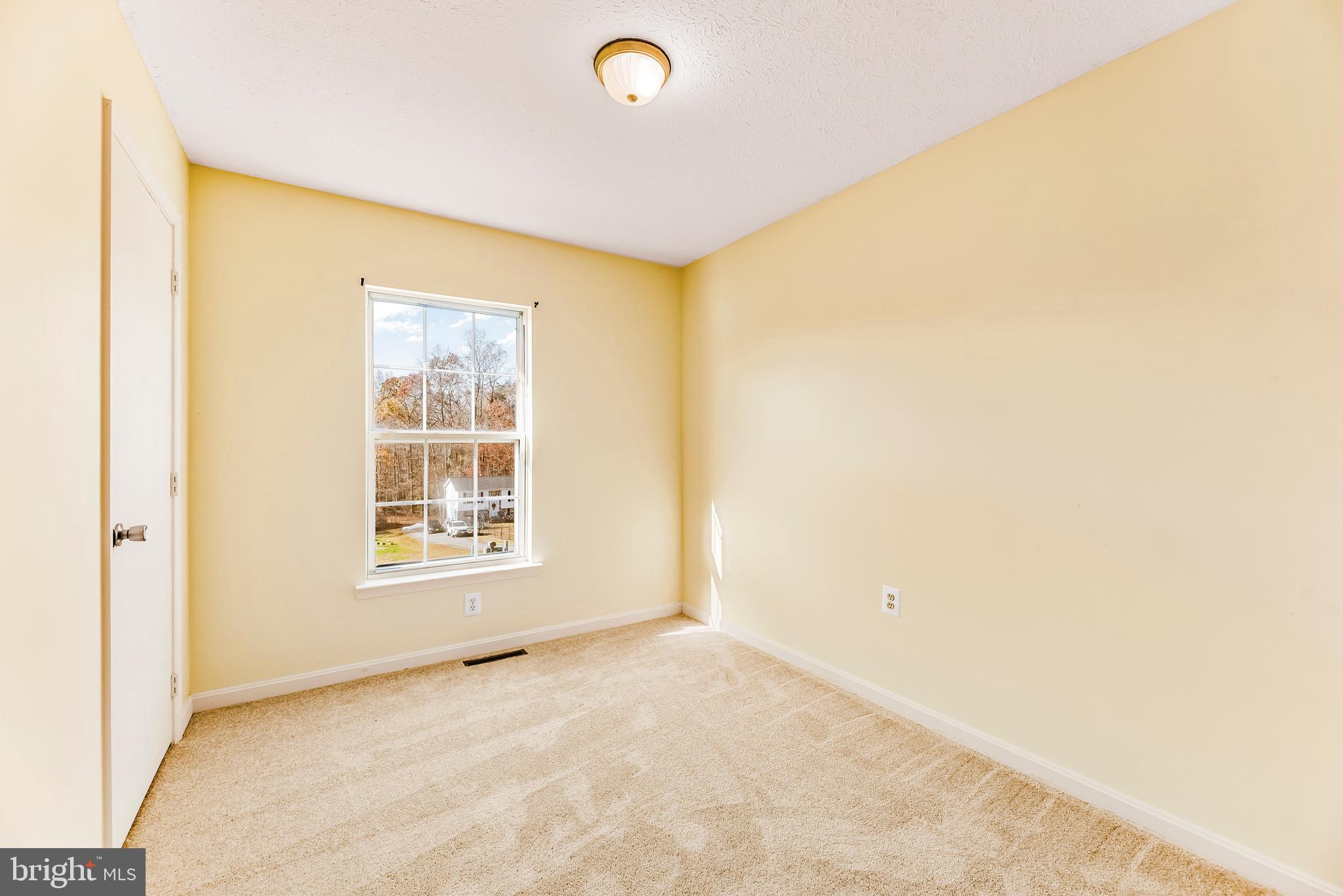 LAUREL RIDGE - Residential