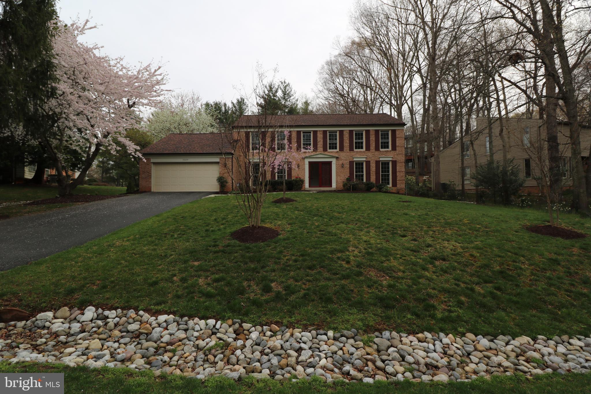 FOX HILLS - Residential Lease