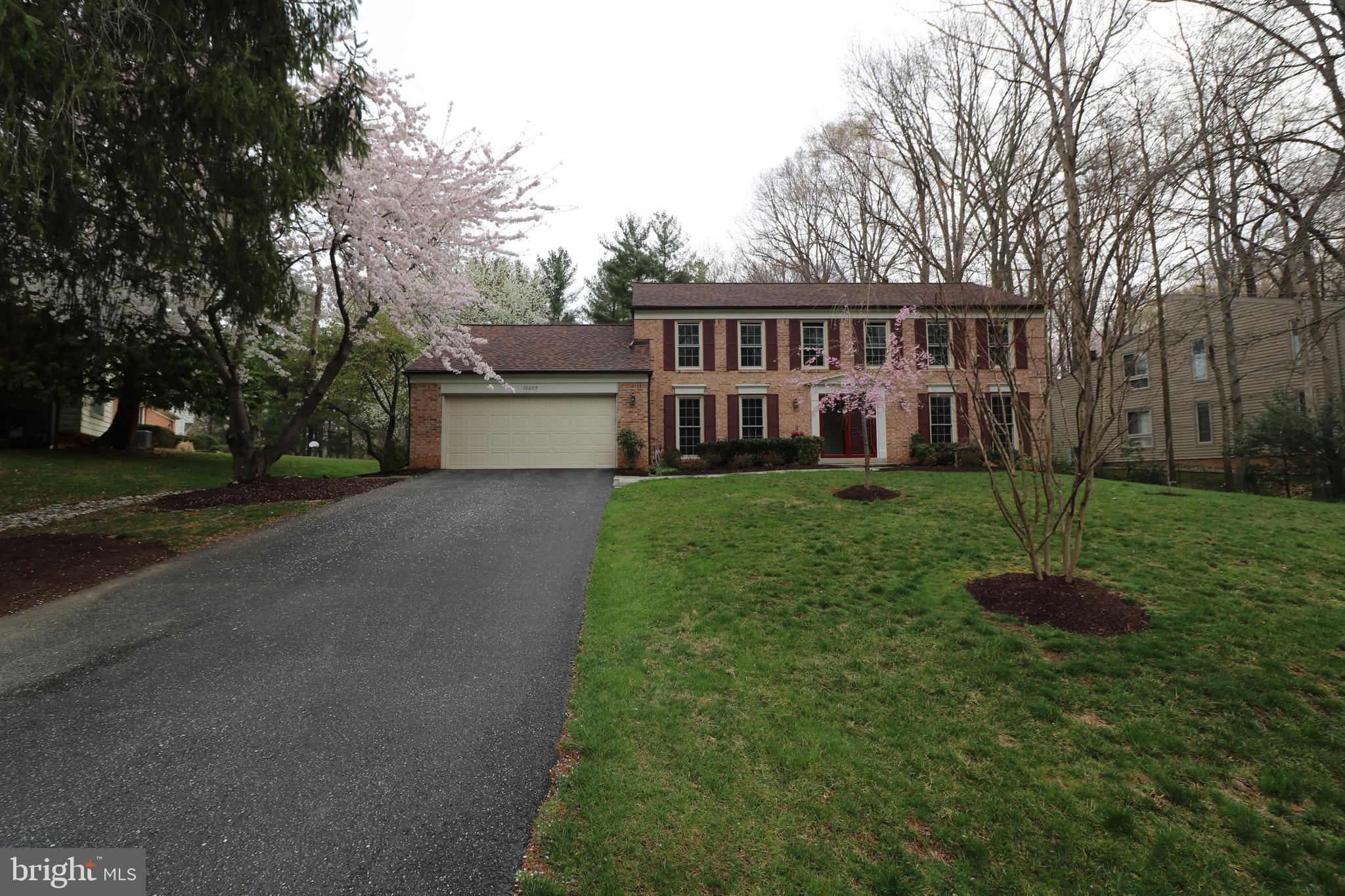 FOX HILLS - Residential Lease