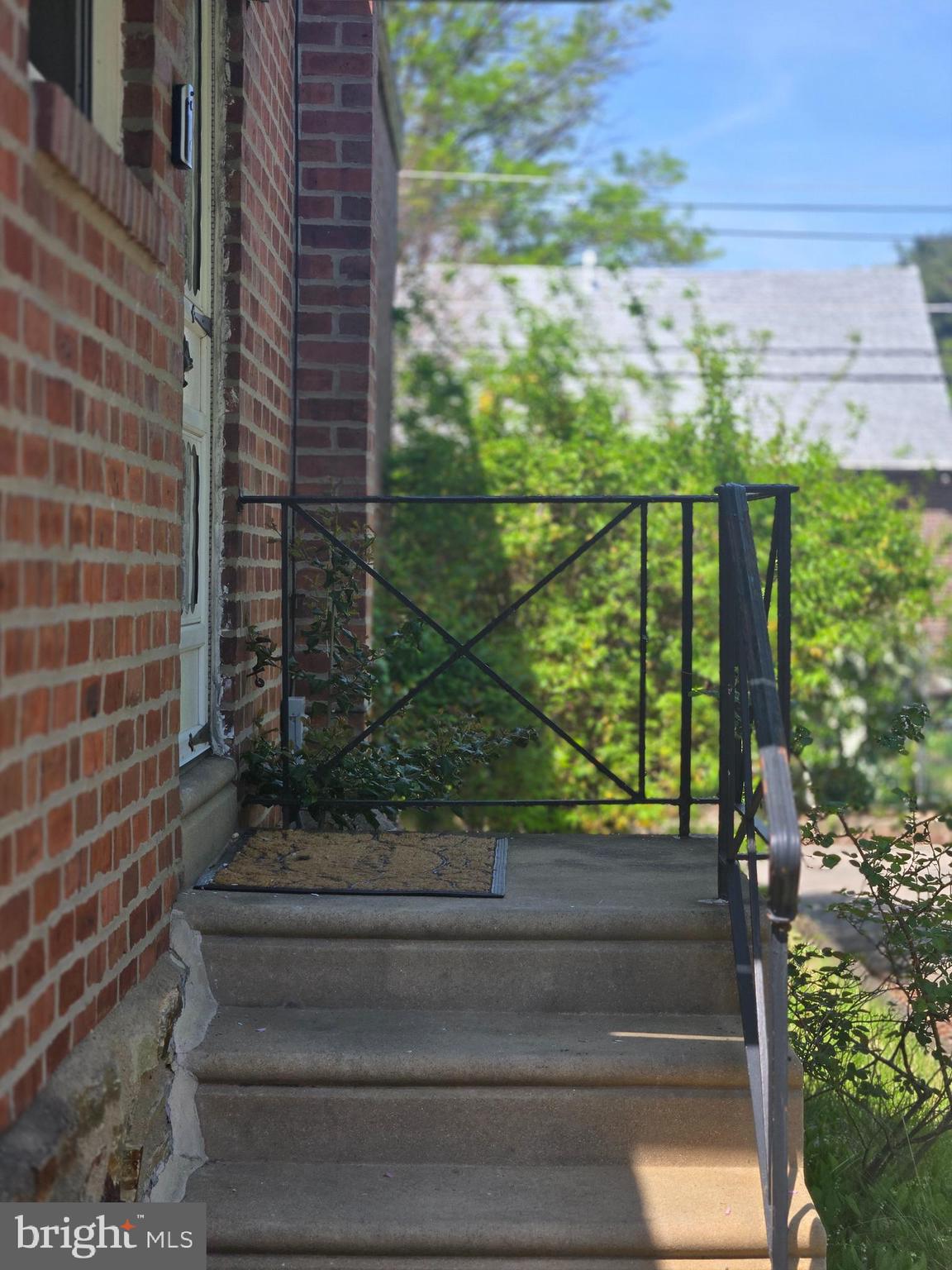 FOX CHASE - Residential