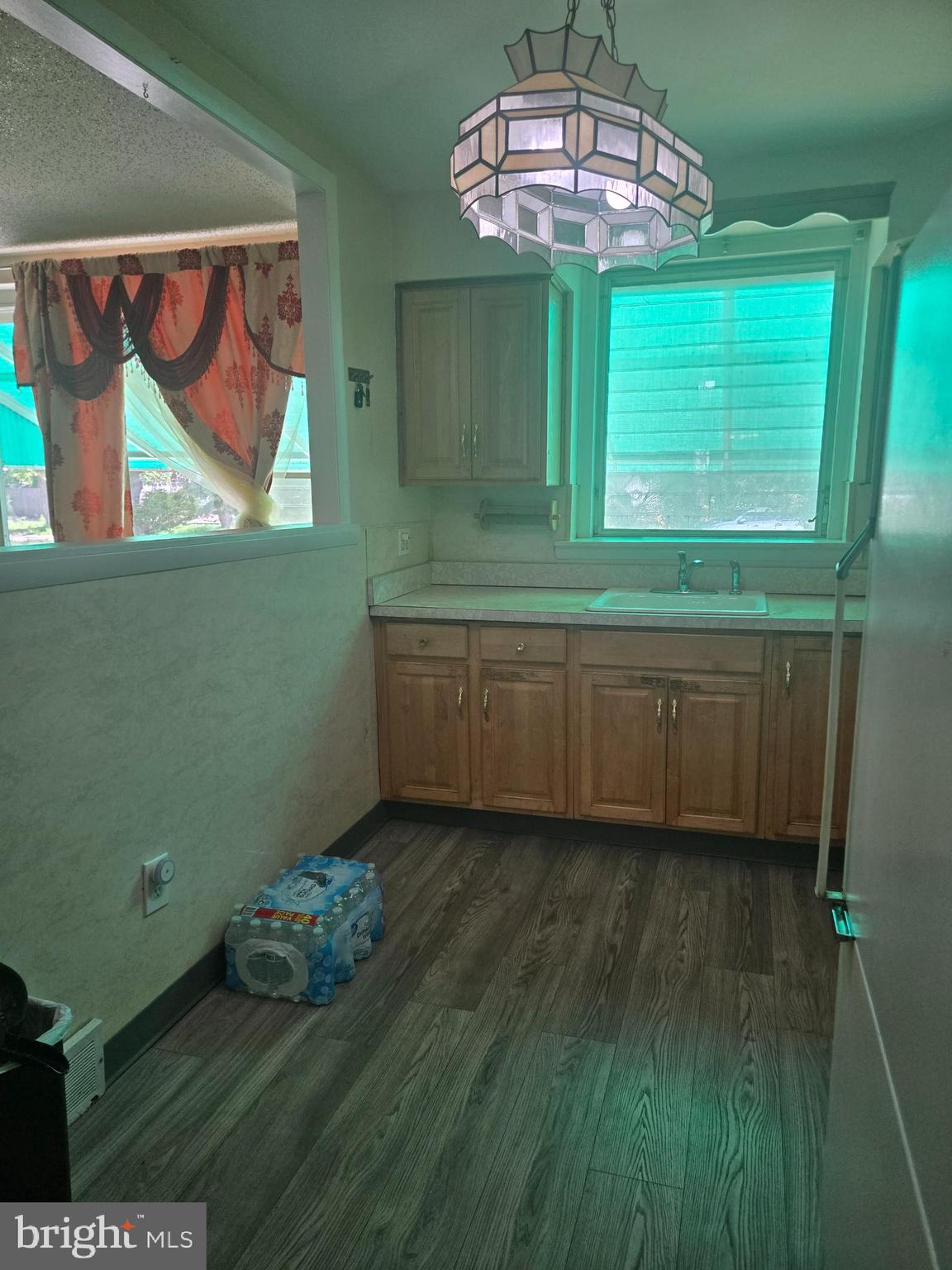 FOX CHASE - Residential