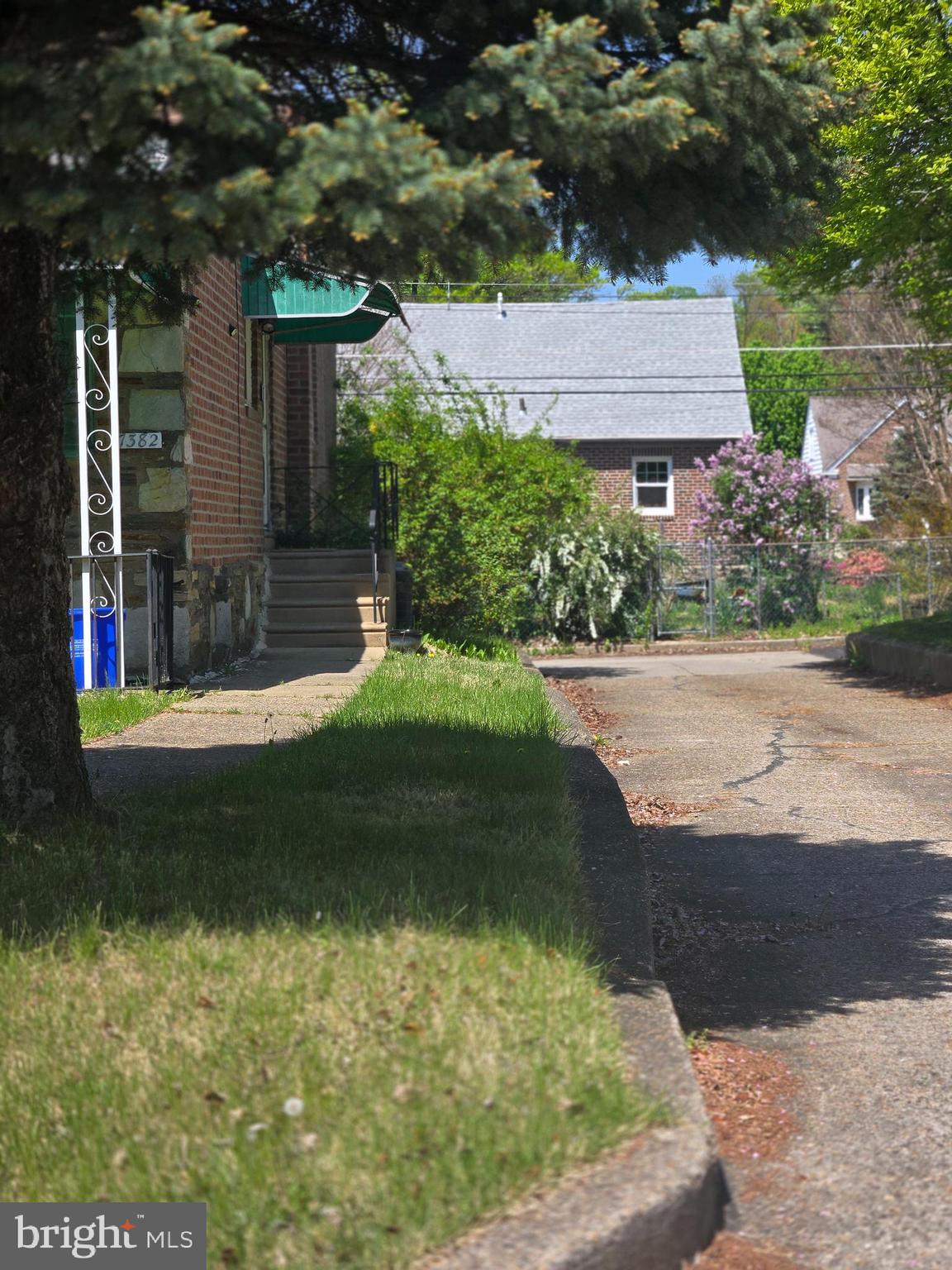 FOX CHASE - Residential