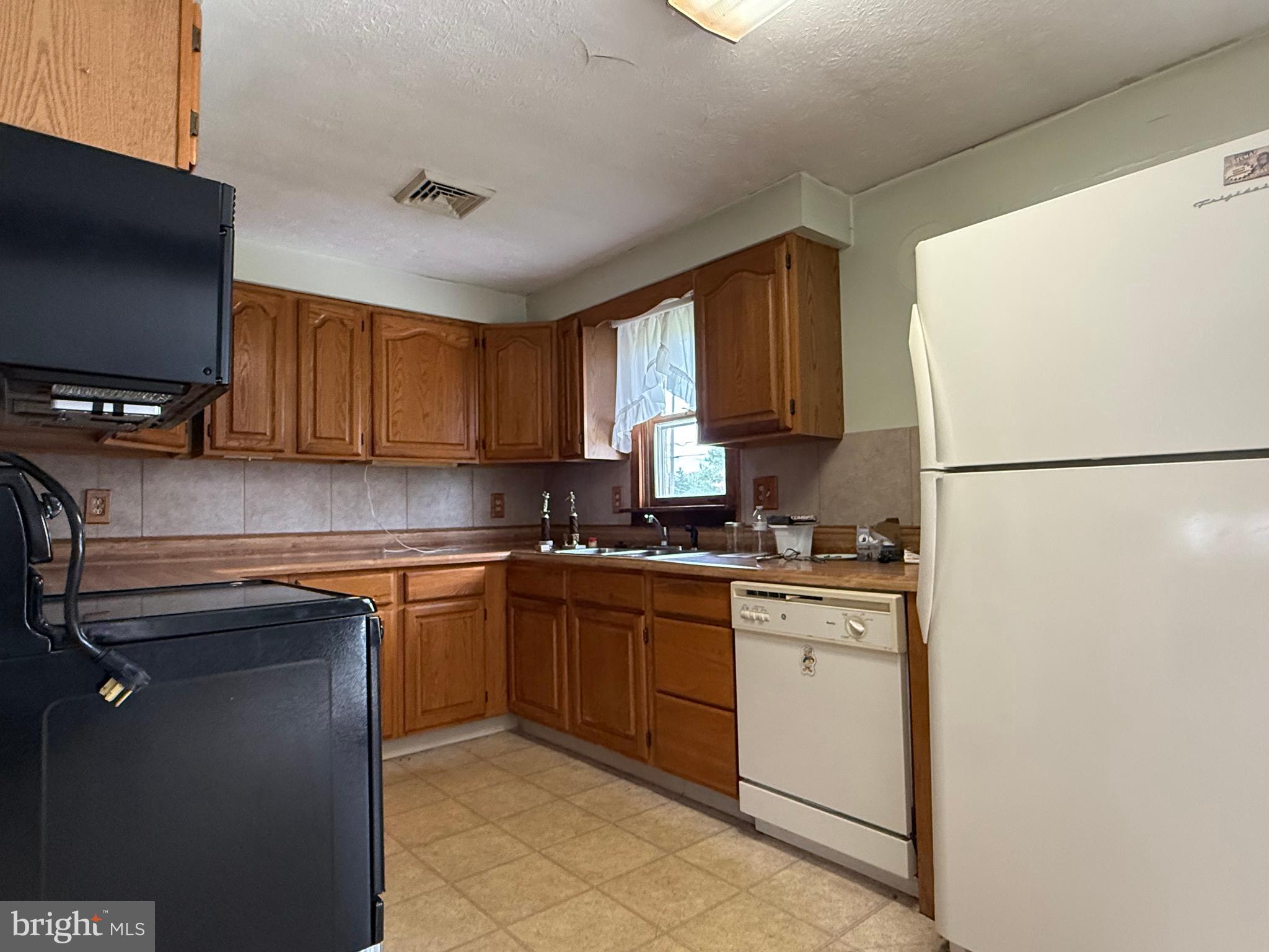 SOUTH MIDDLETON TWP - Residential