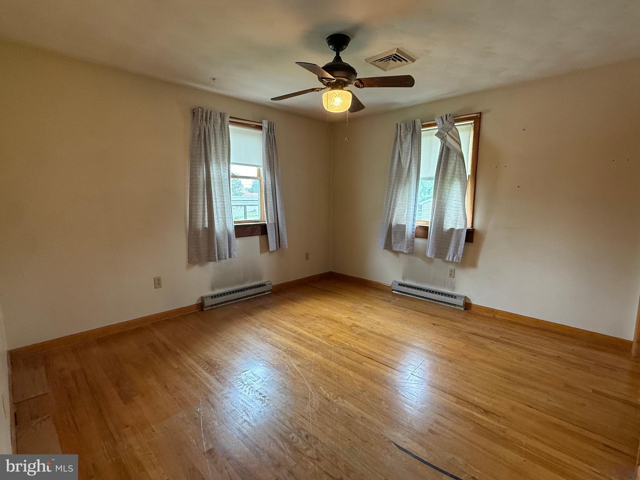 SOUTH MIDDLETON TWP - Residential