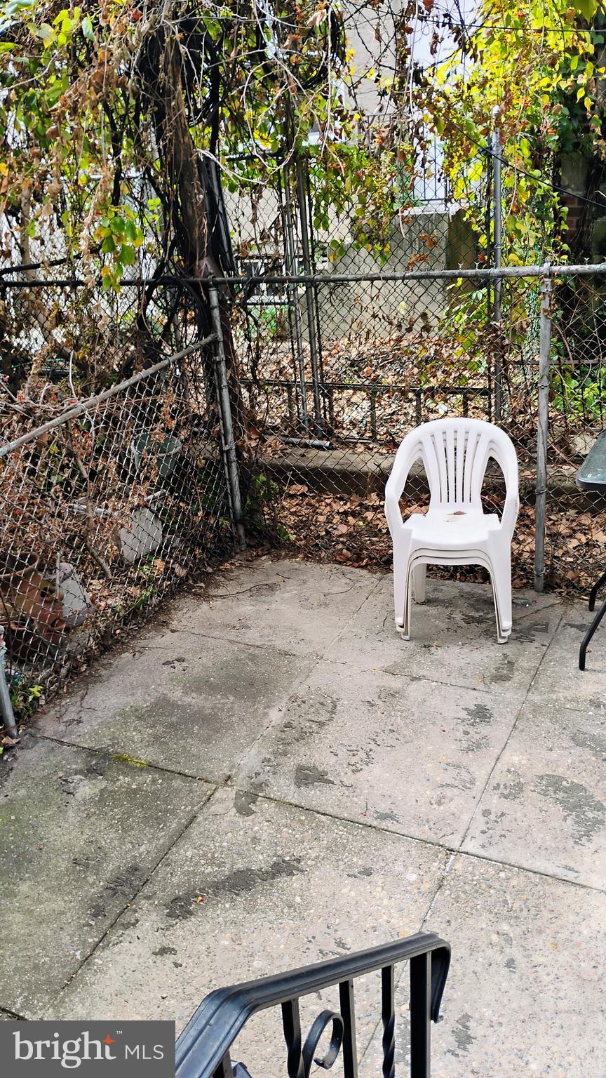 ALLEGHENY WEST - Residential Lease