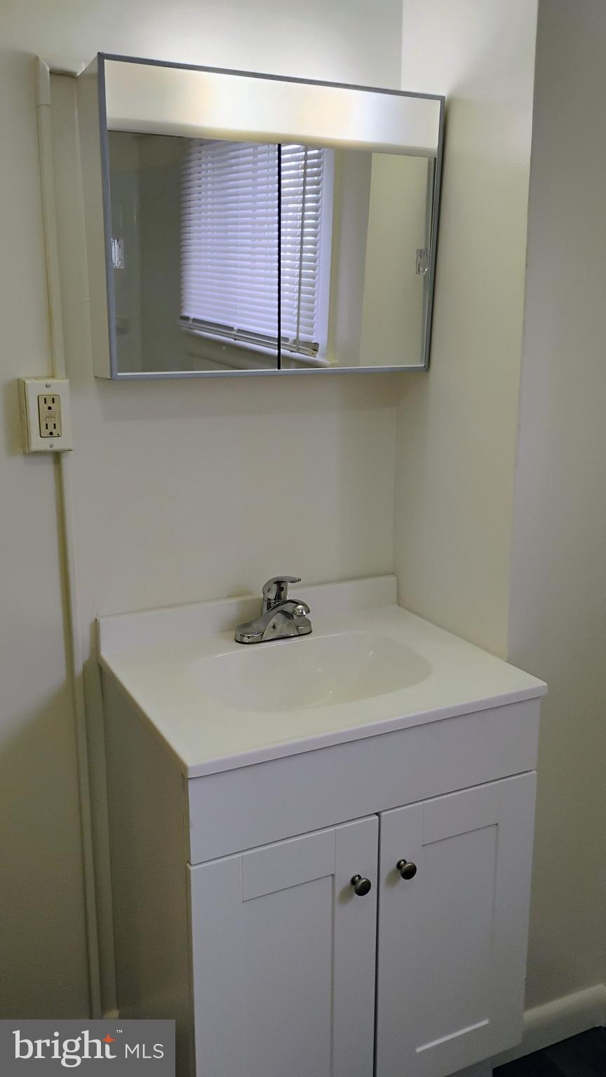 ALLEGHENY WEST - Residential Lease