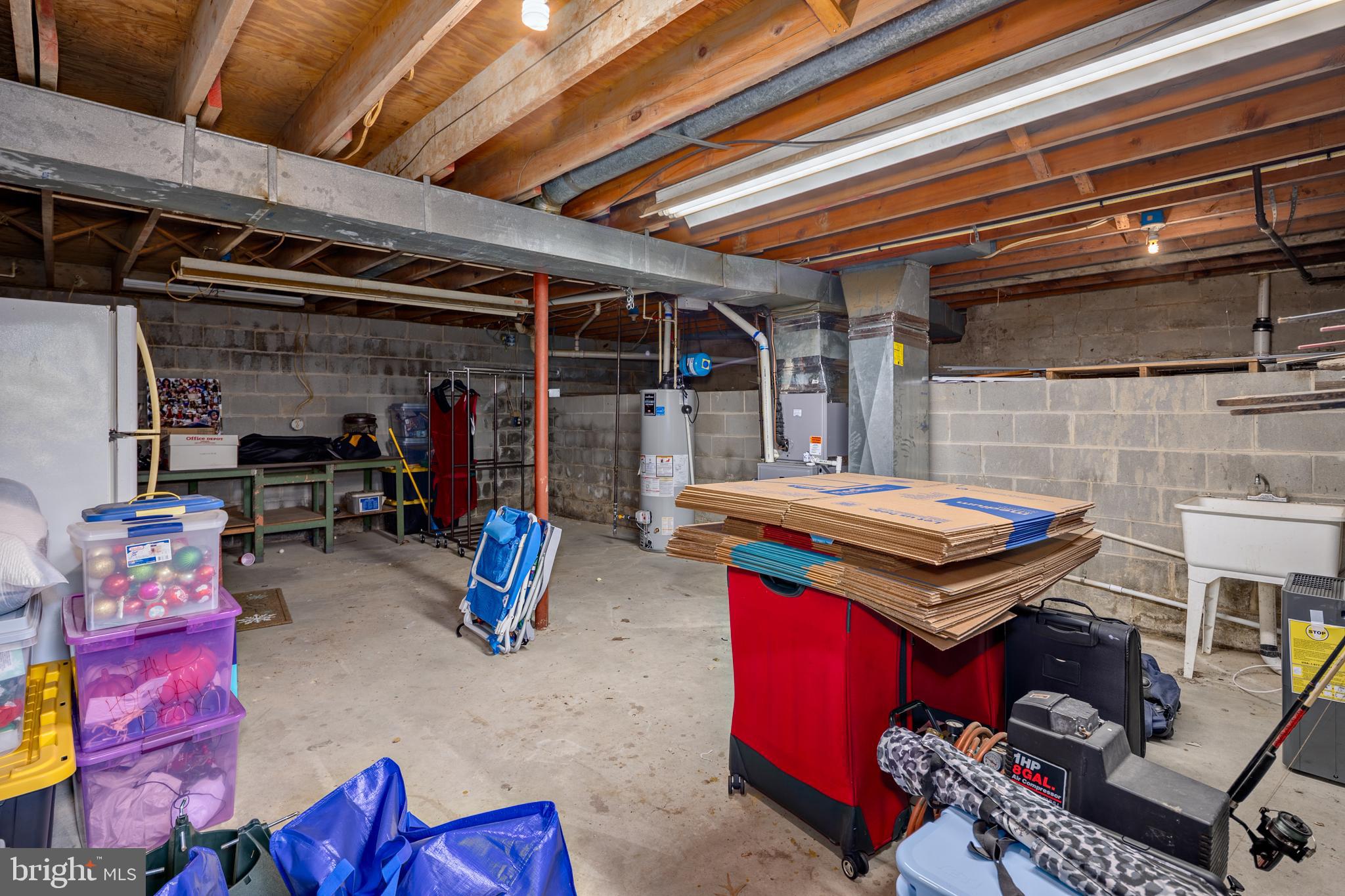 SEVERN - Residential Lease