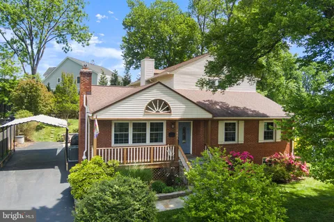 1823 Westmoreland Street, McLean, VA 22101 - #: VAFX2234214