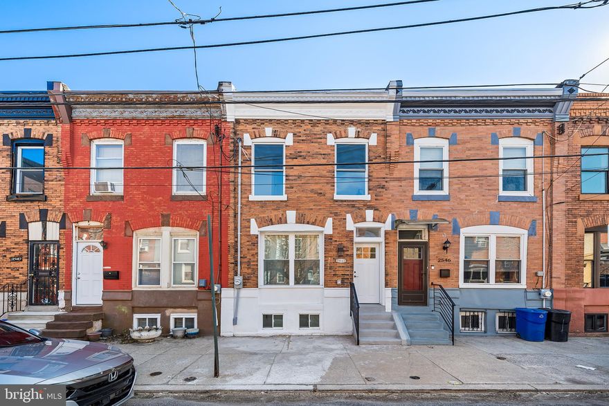 Welcome to 2544 Oakford, where modern updates meet everyday comfort. This freshly rehabbed 2-bedroom, 1.5-bath home has everything you need—sleek tile and hardwood floors, brand-new appliances, and heated bathroom floors for those cozy mornings. The fully finished basement offers extra space for work, play, or hosting guests. Out back, the spacious yard is perfect for grilling, entertaining, or just unwinding after a long day. Located in a prime spot with easy access to everything—don’t miss your chance to call this one home!