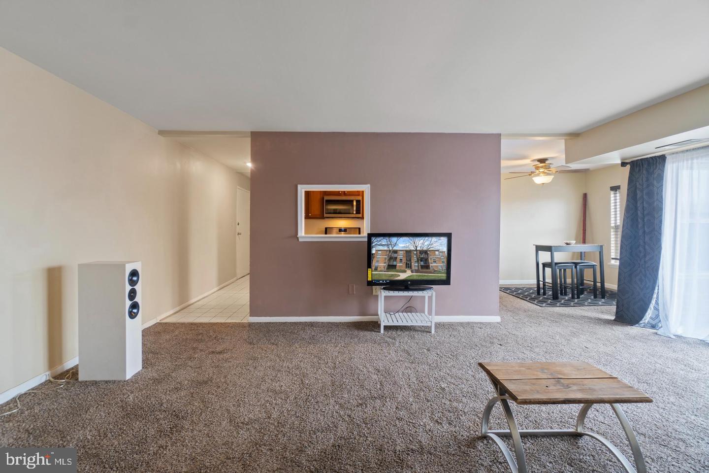 MARLOW TOWERS CONDOMINIUMS - Residential