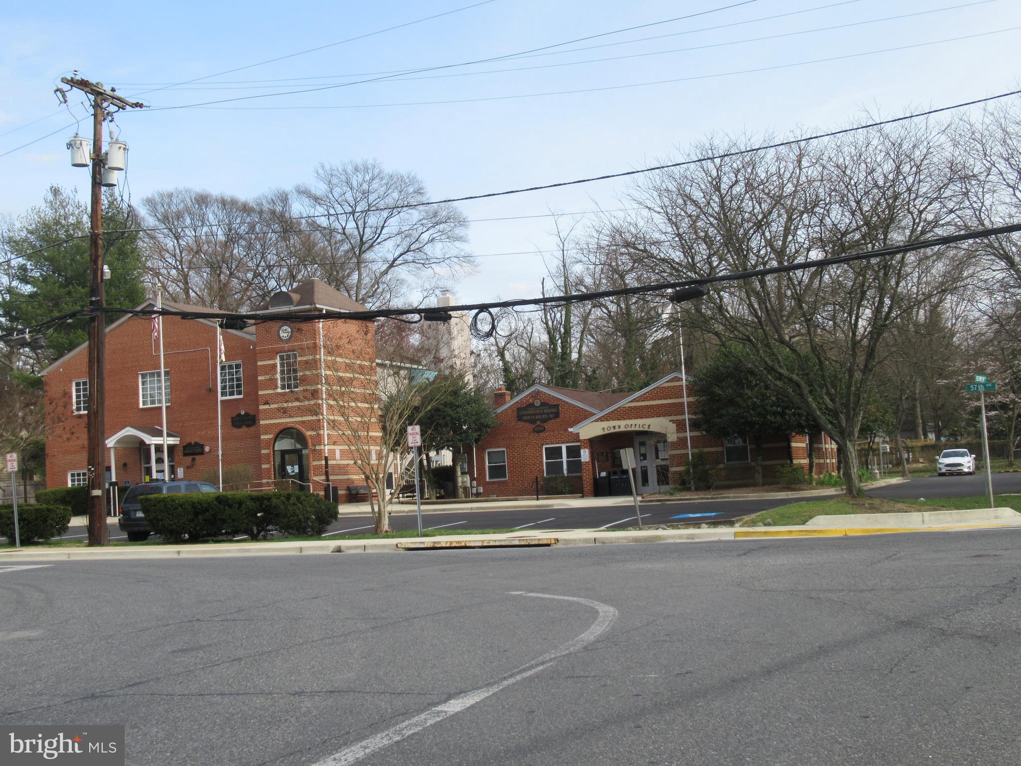BERWYN HEIGHTS - Residential