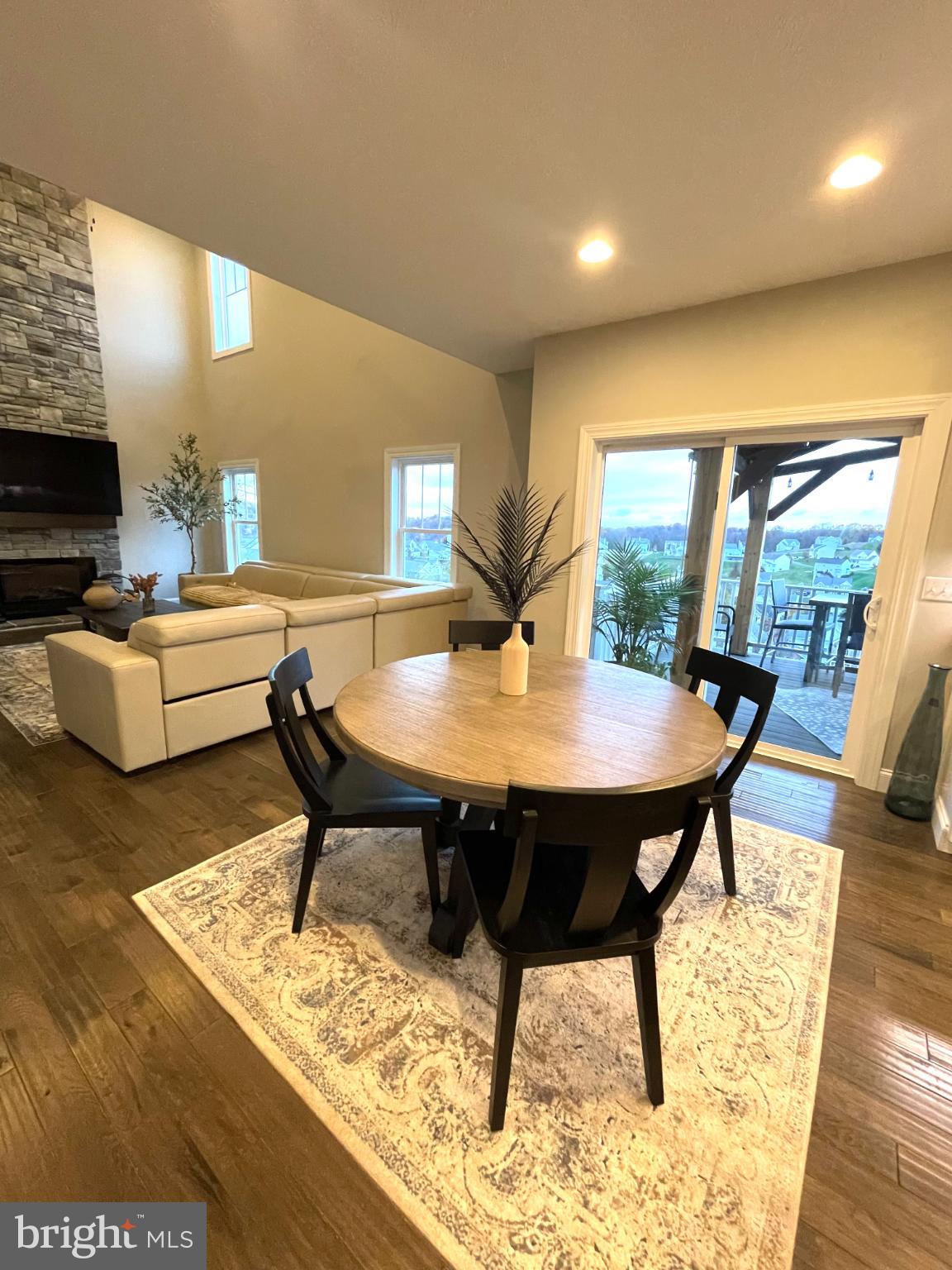 HARVEST RIDGE - Residential