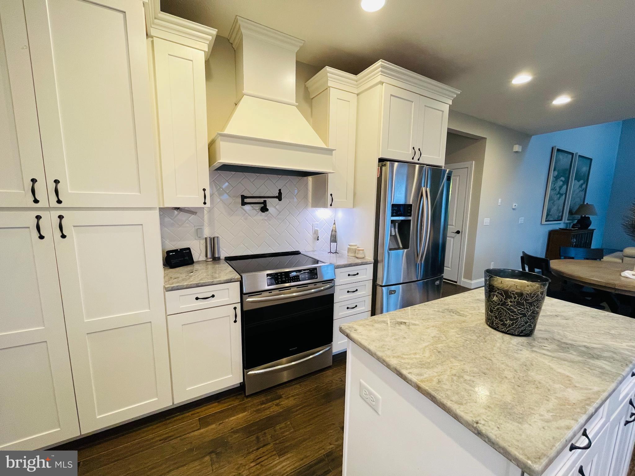 HARVEST RIDGE - Residential