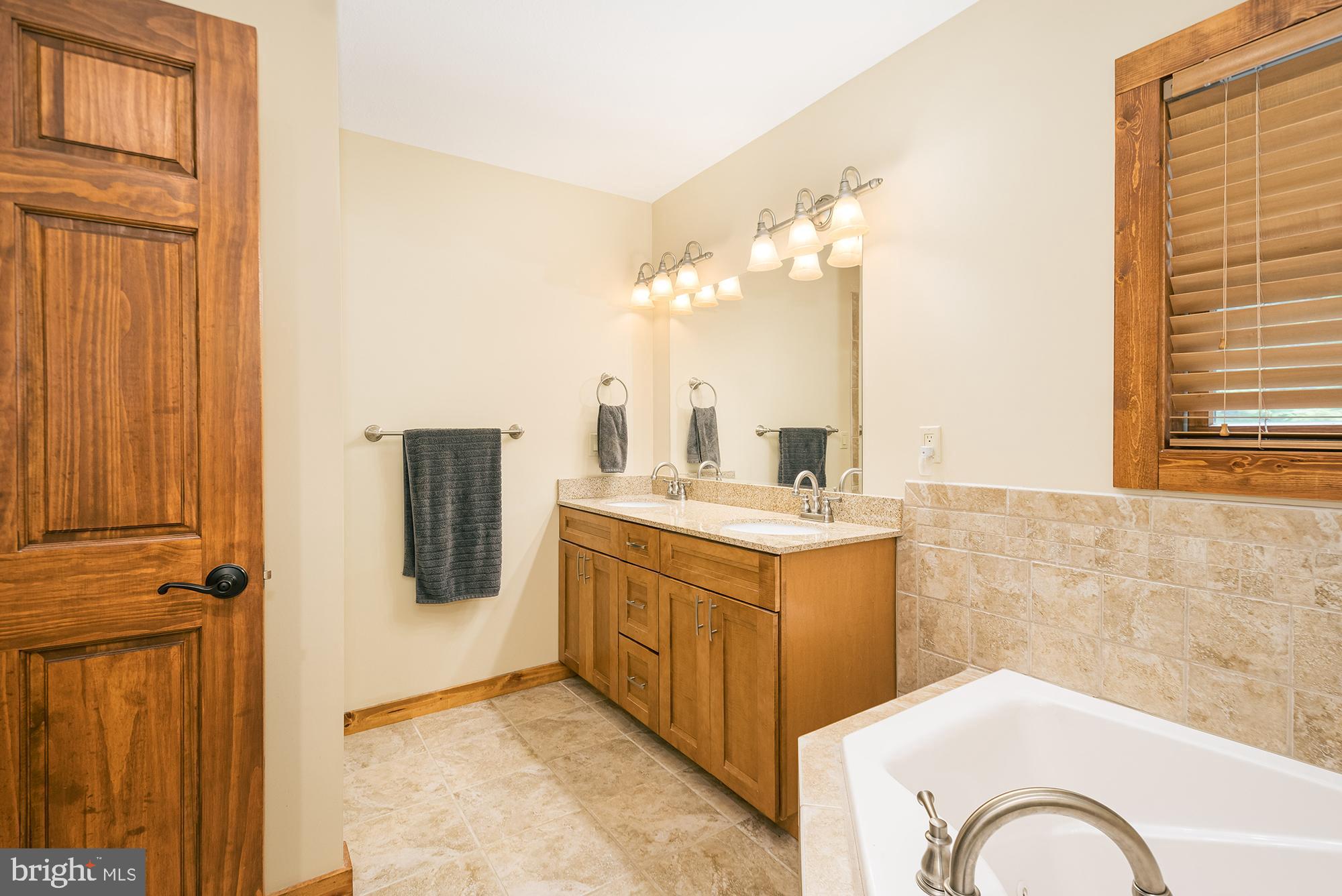 CEDARBROOK - Residential