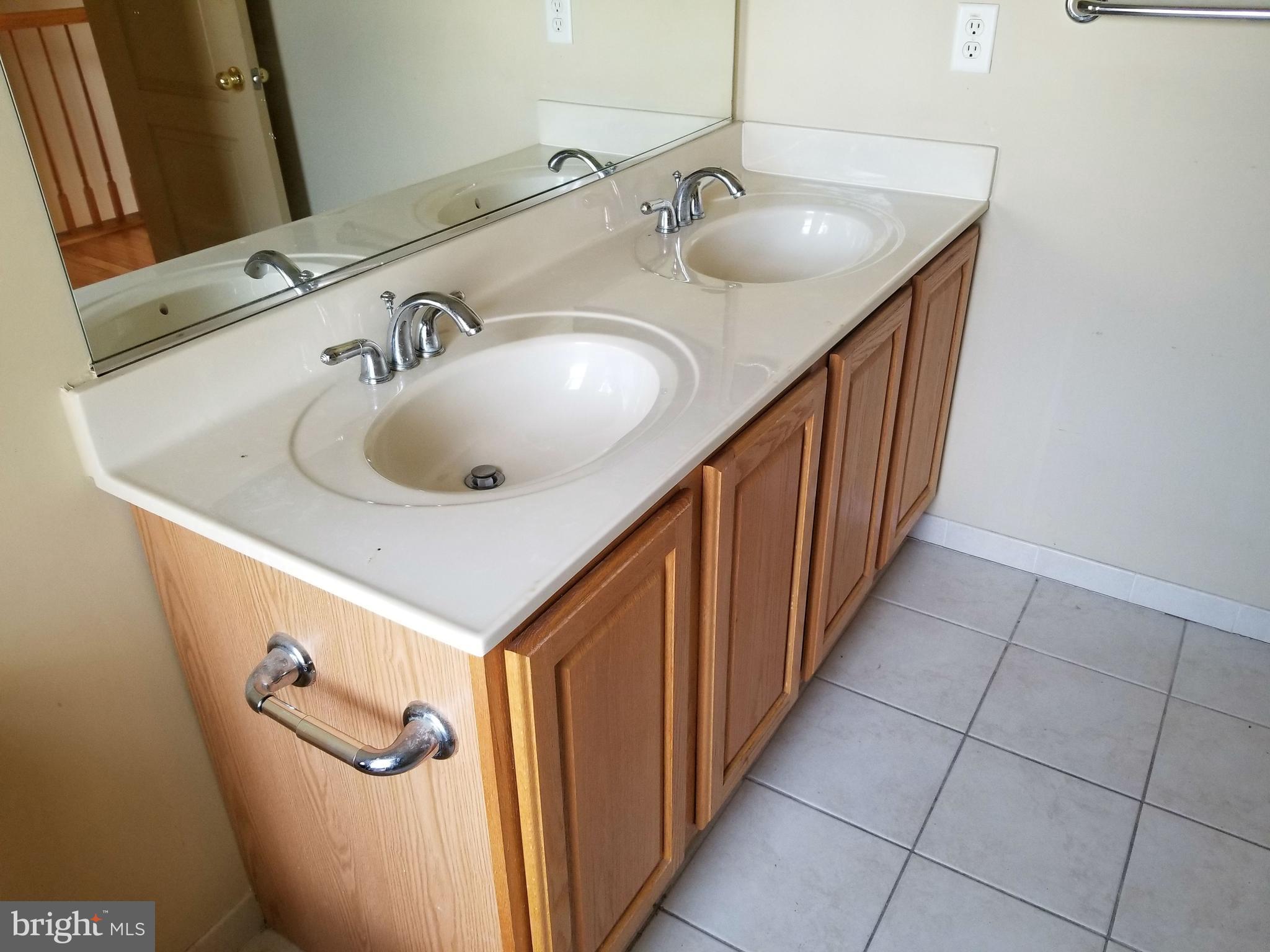 COKESBURY MANOR - Residential