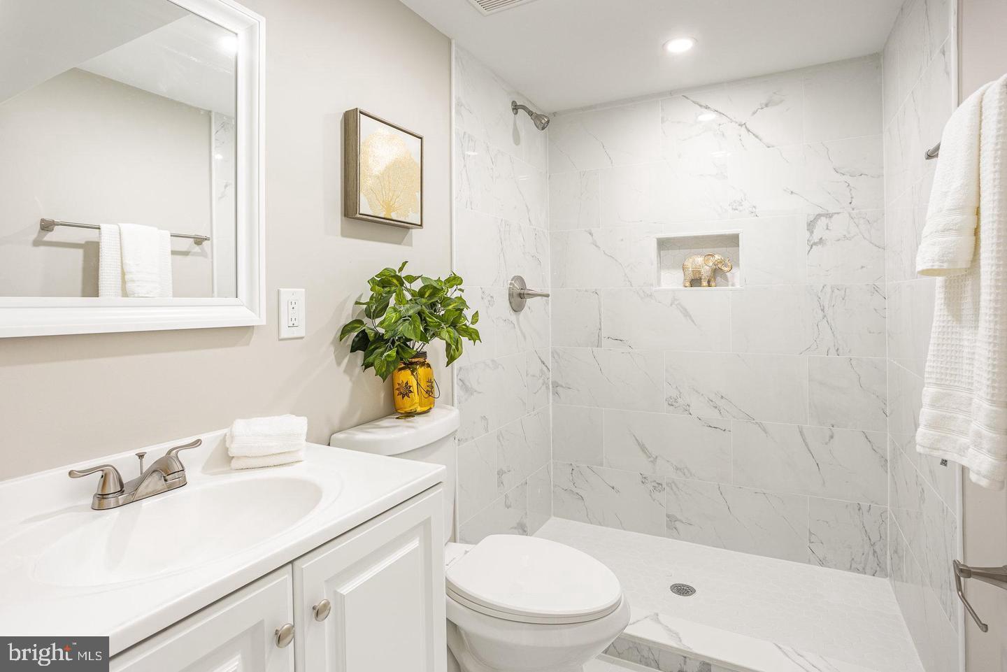 EDGEWOOD MEADOWS - Residential