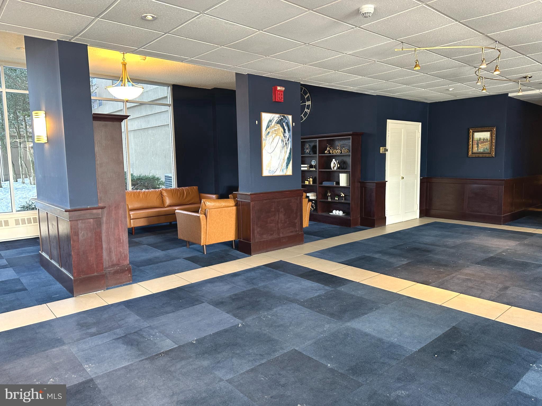 RADNOR HOUSE - Residential