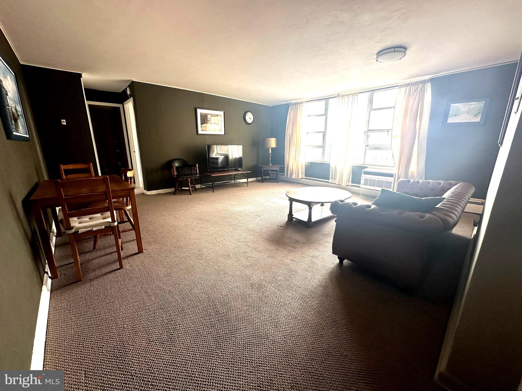 RADNOR HOUSE - Residential