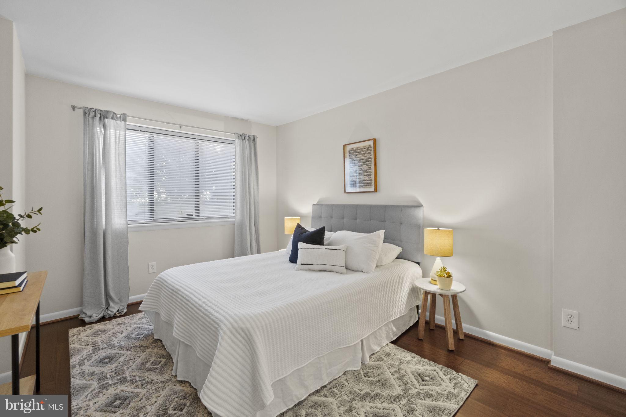 STEPPES OF BARCROFT - Residential