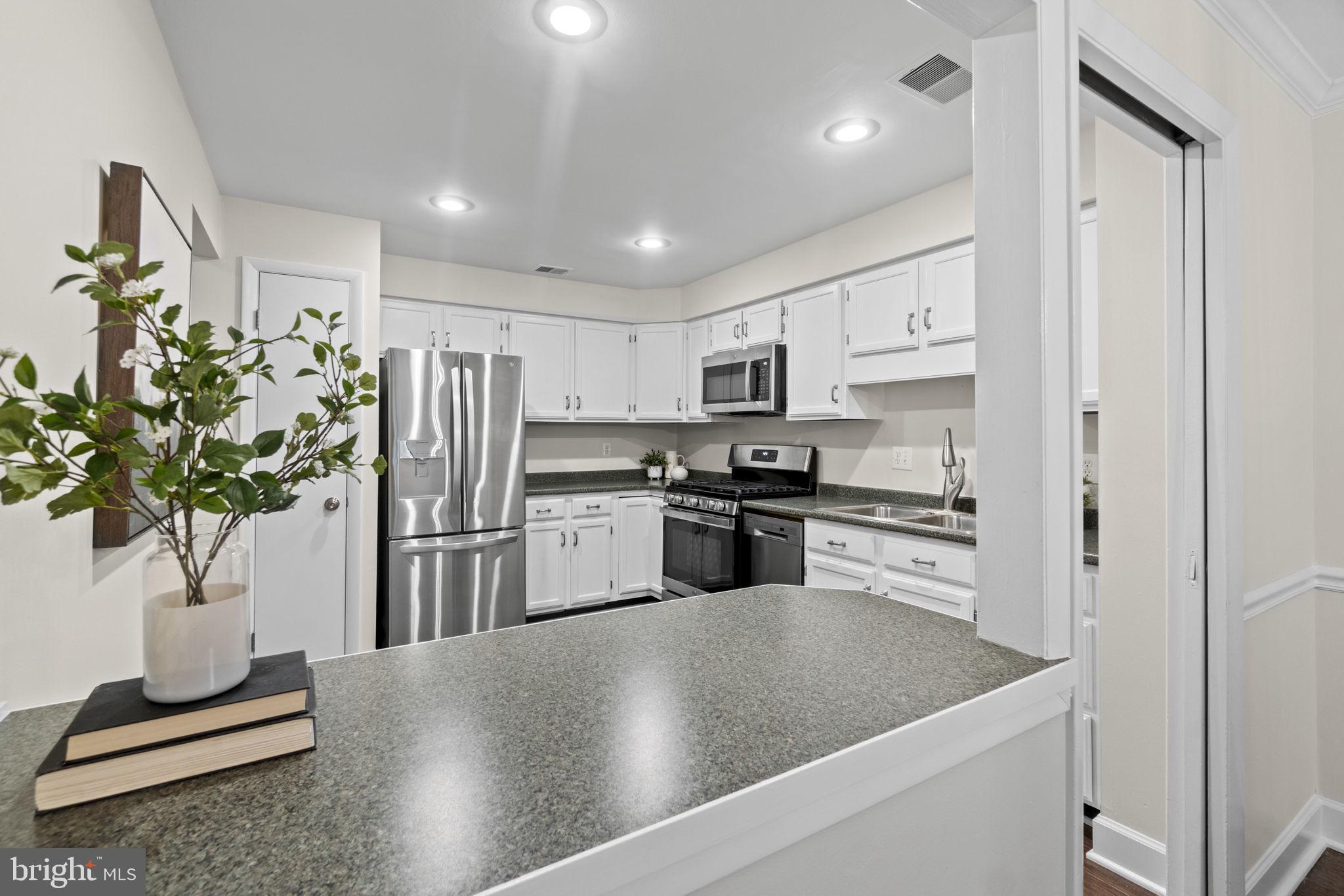 STEPPES OF BARCROFT - Residential