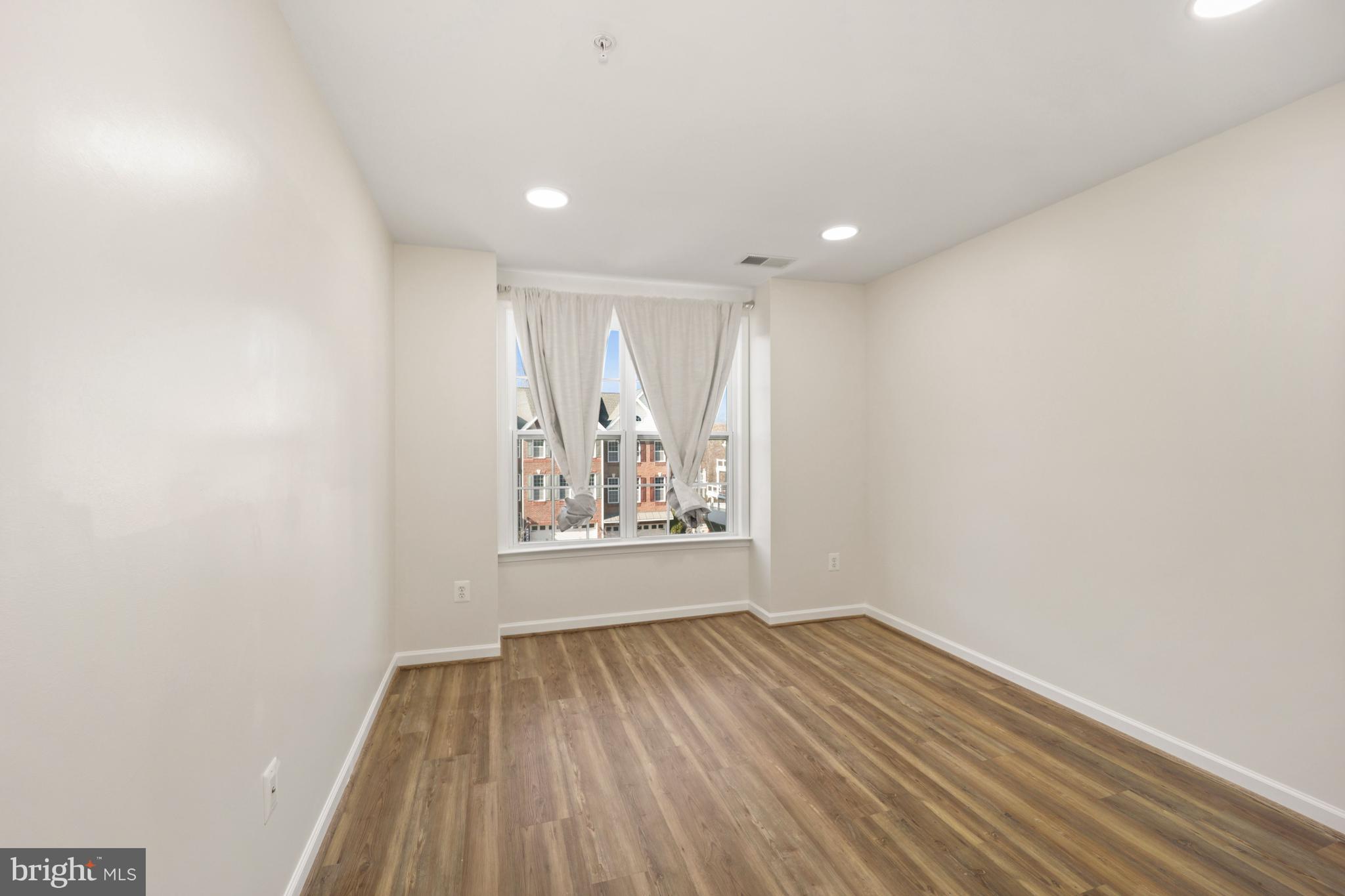 MARLBORO RIDGE - Residential Lease