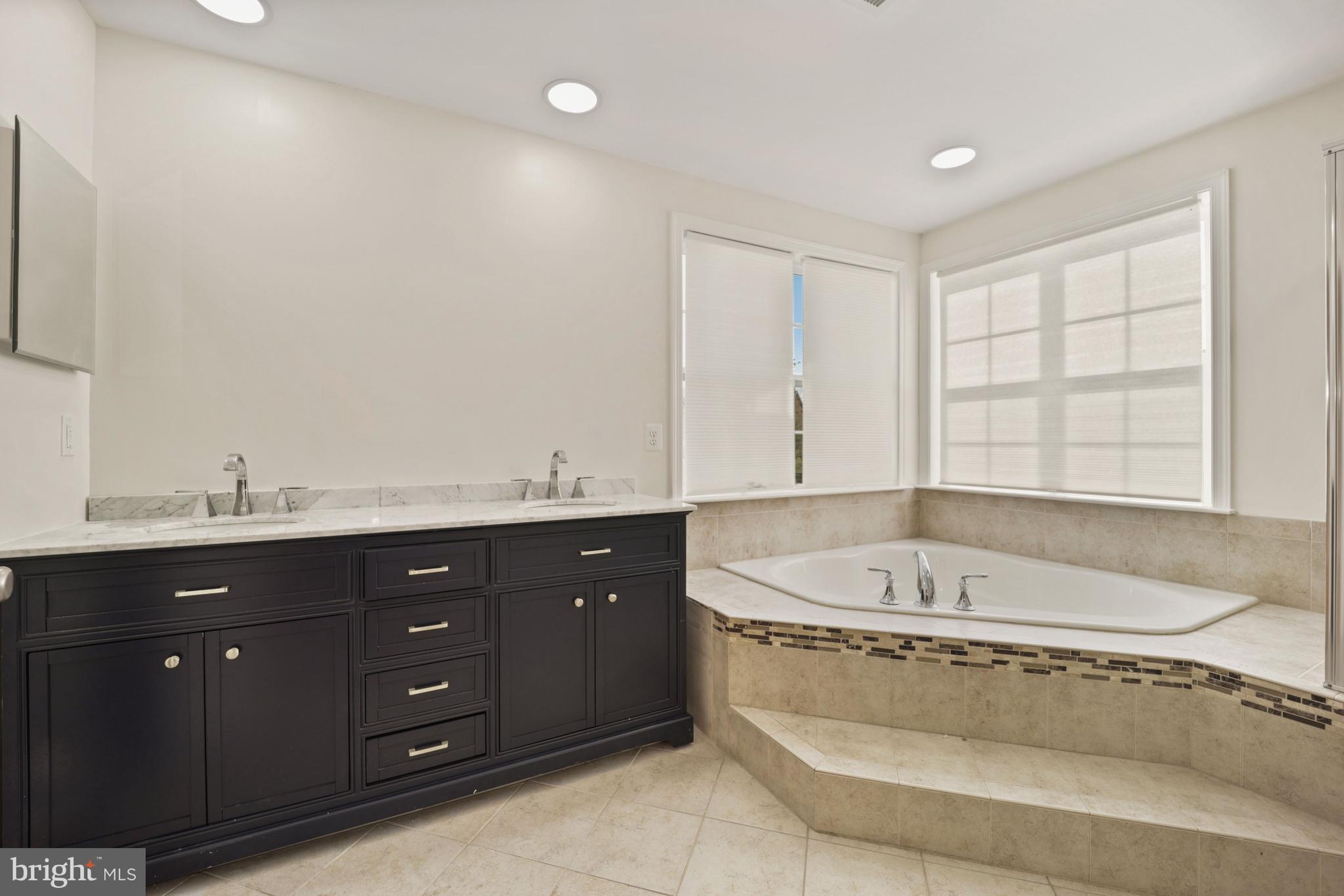 MARLBORO RIDGE - Residential Lease