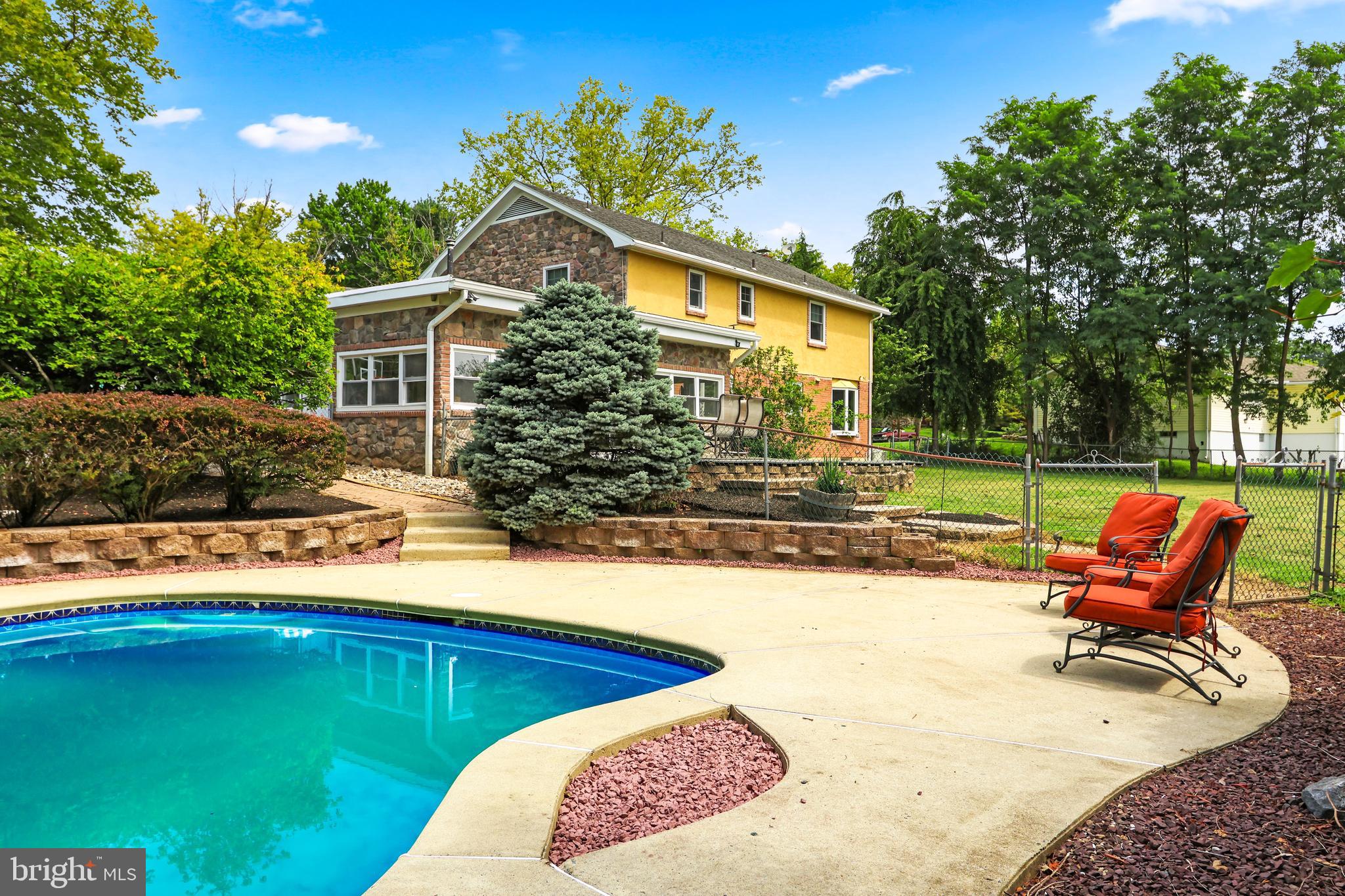 3660 SOUTHWOOD DRIVE