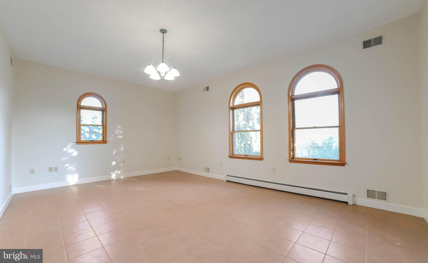 WELLINGTON WOODS - Residential