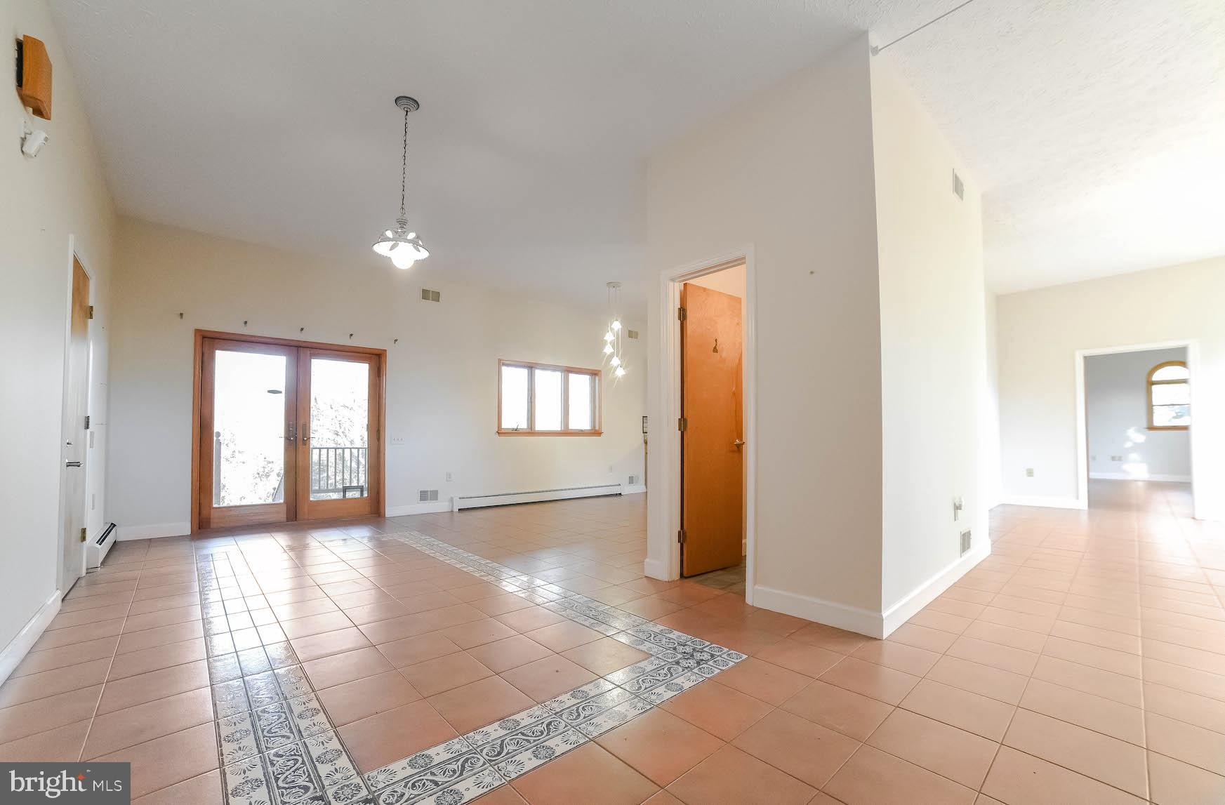 WELLINGTON WOODS - Residential