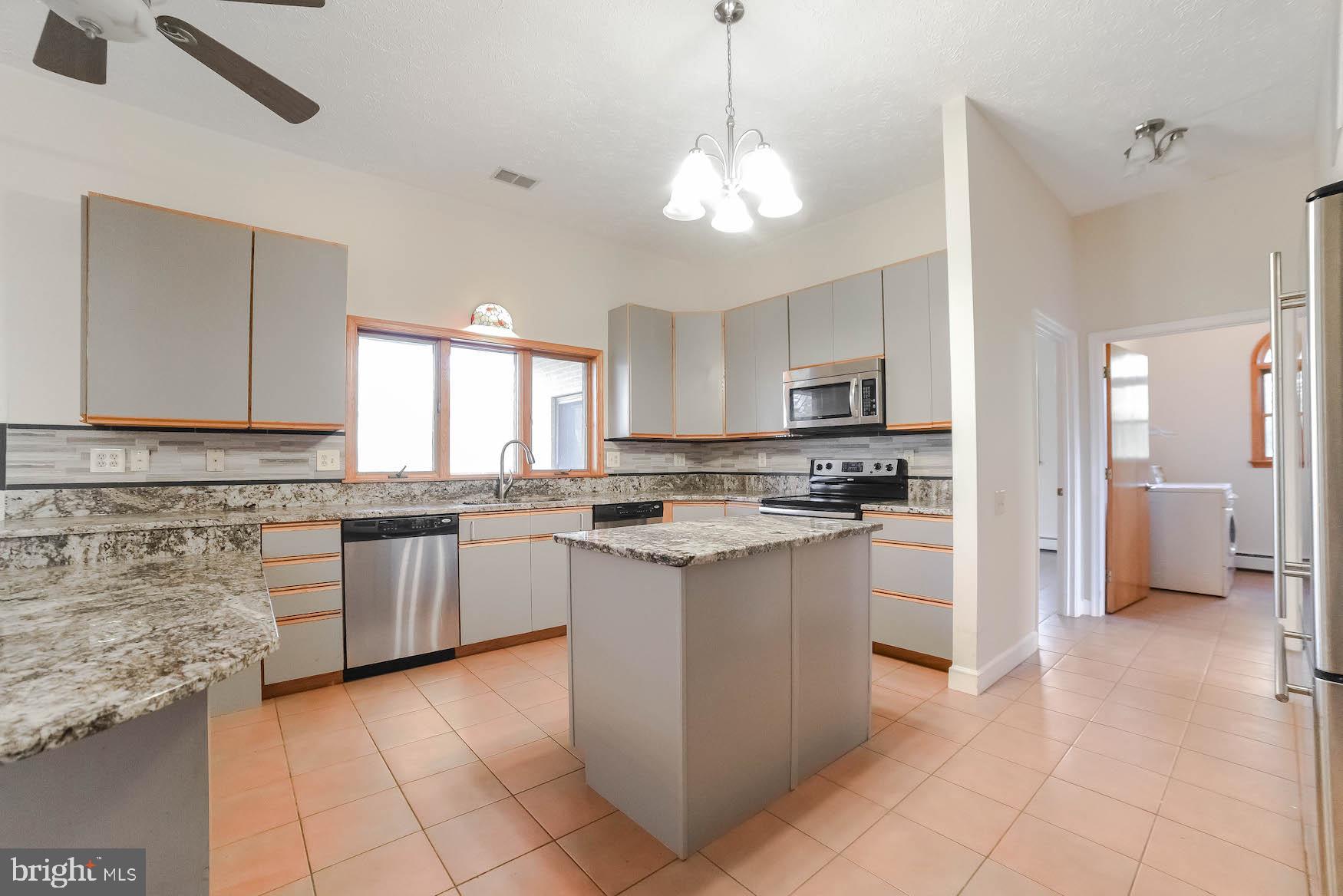 WELLINGTON WOODS - Residential