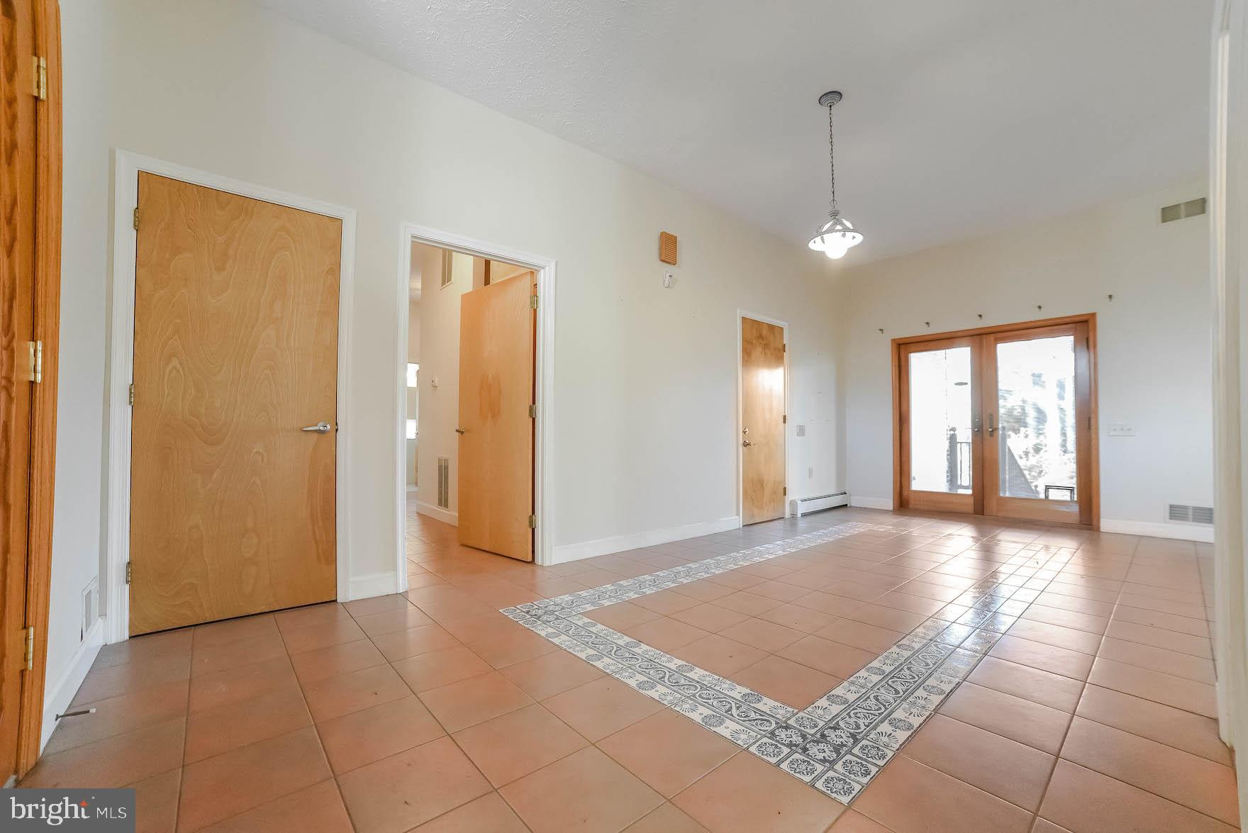 WELLINGTON WOODS - Residential