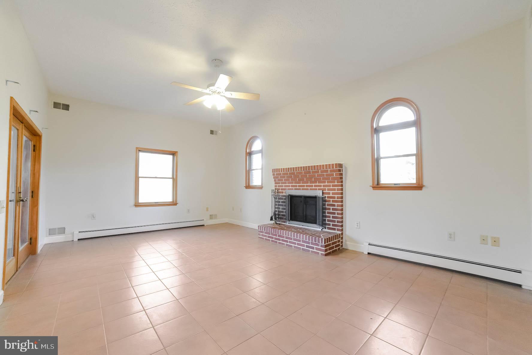 WELLINGTON WOODS - Residential