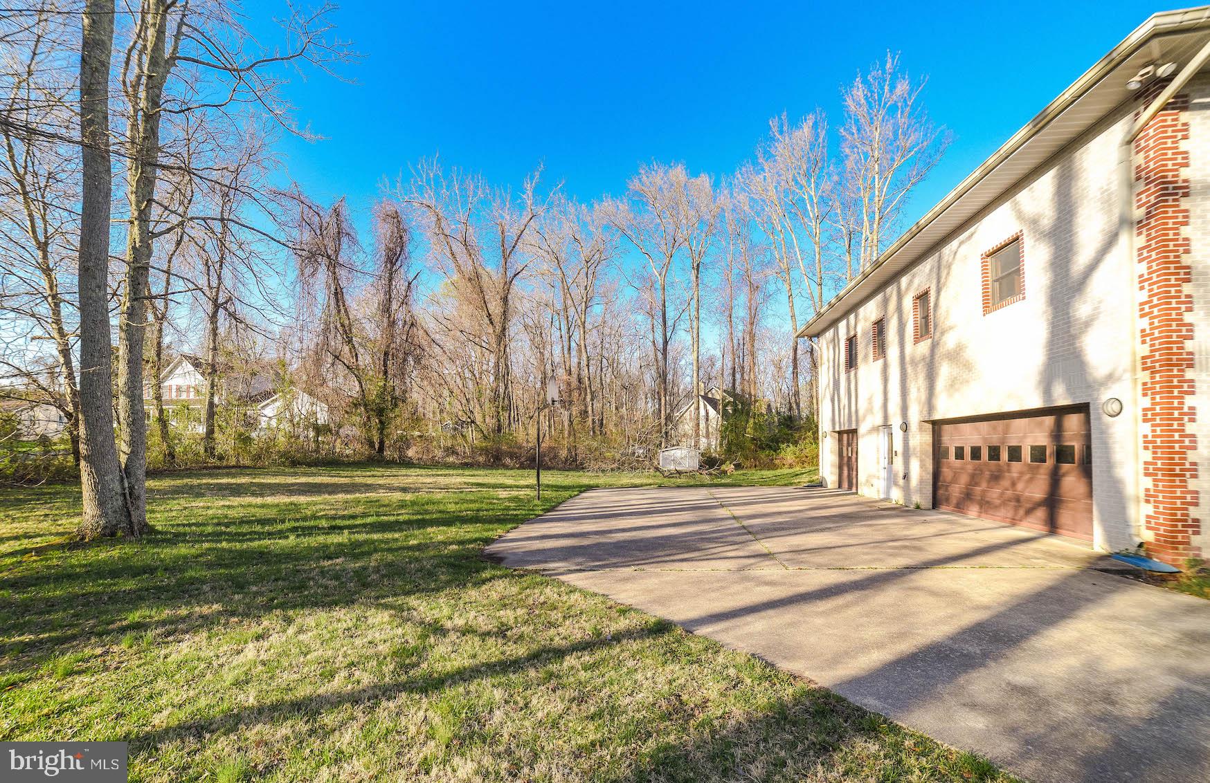 WELLINGTON WOODS - Residential