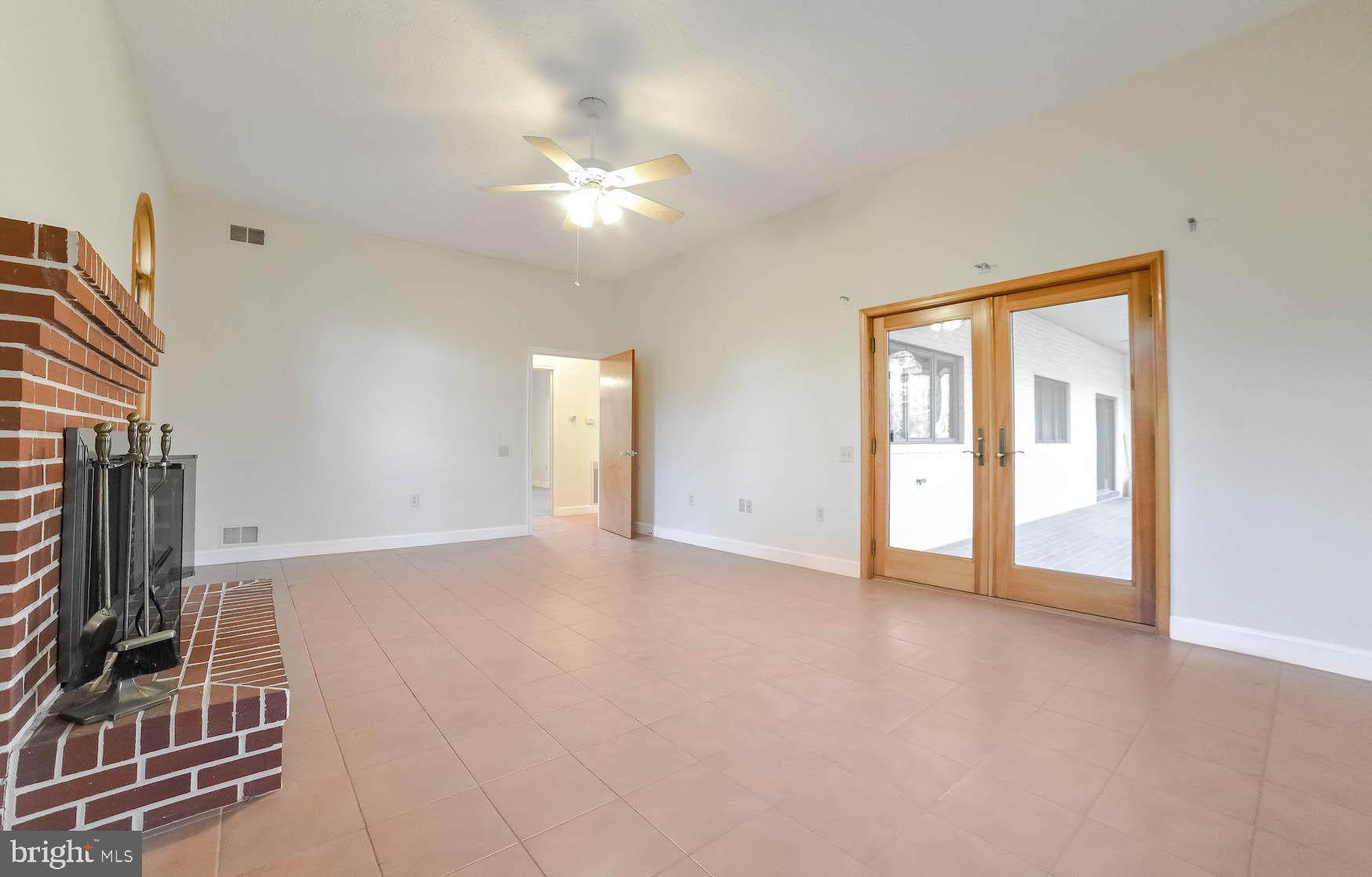 WELLINGTON WOODS - Residential